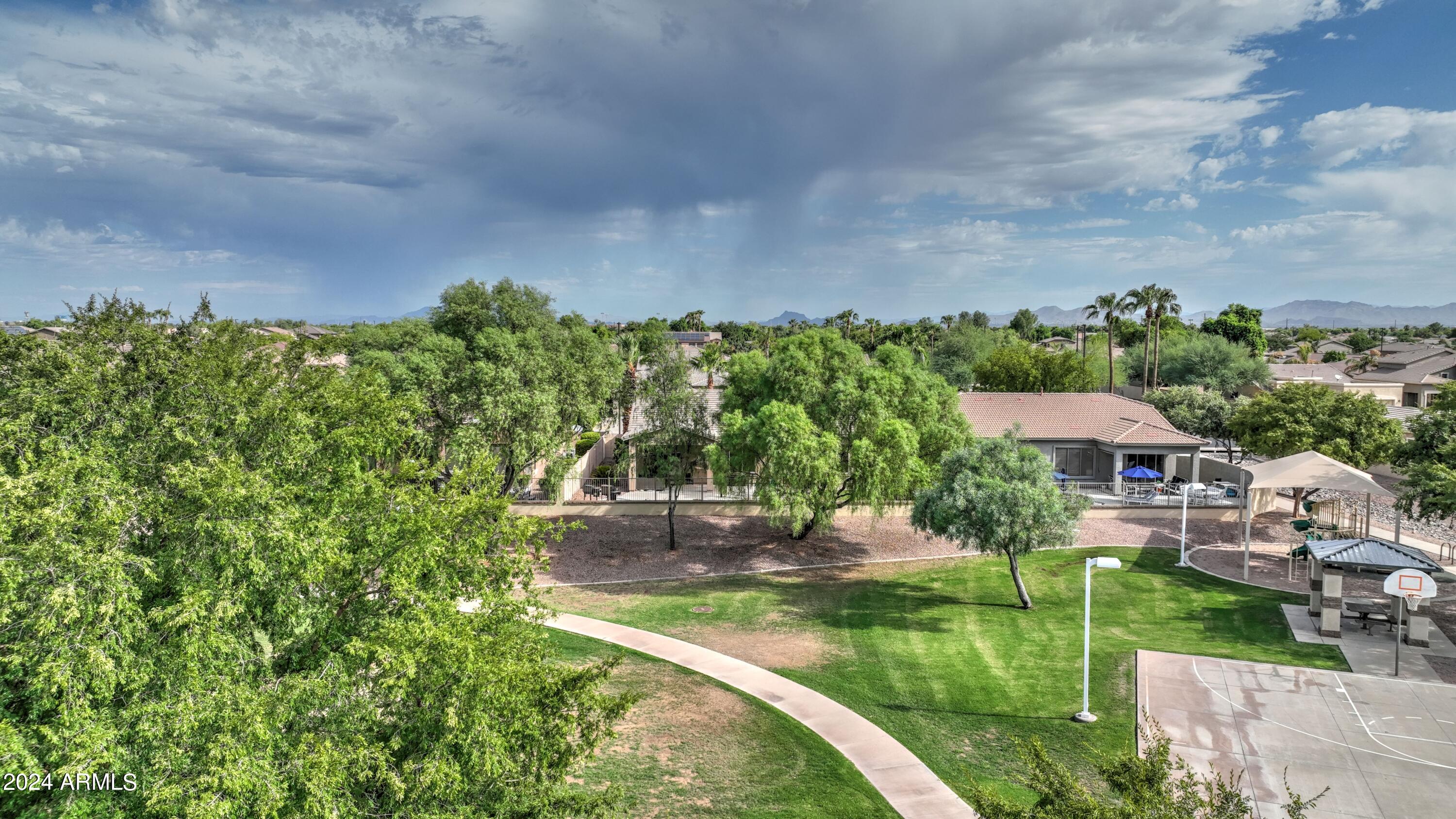 3687 E OXFORD Lane