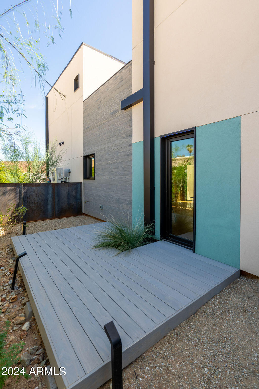 1740 E OCOTILLO Road # 3