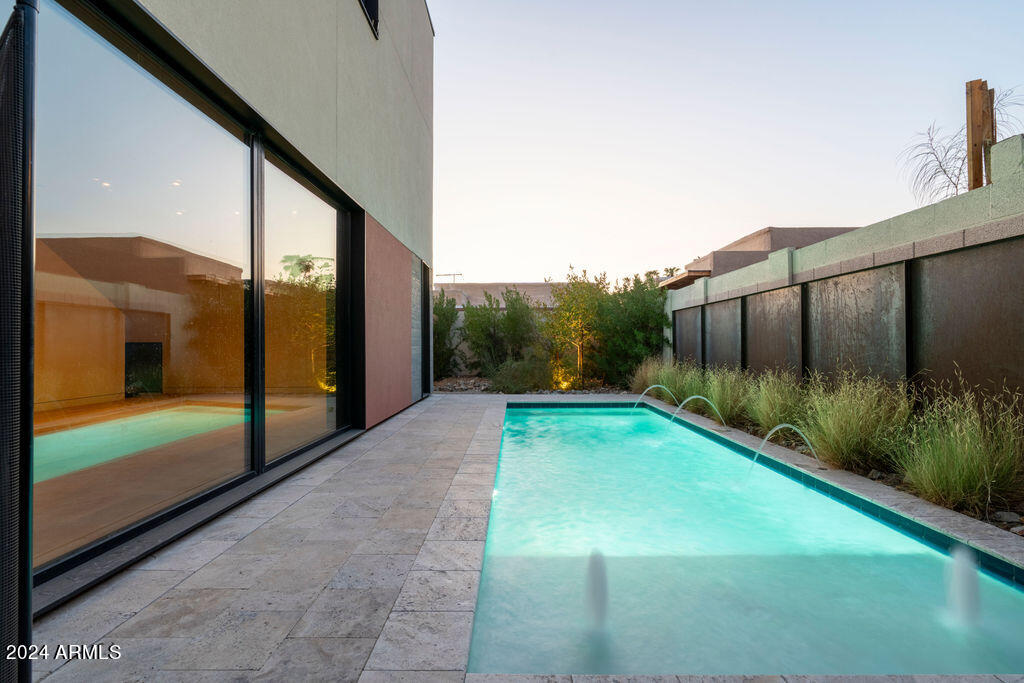 1740 E OCOTILLO Road # 4