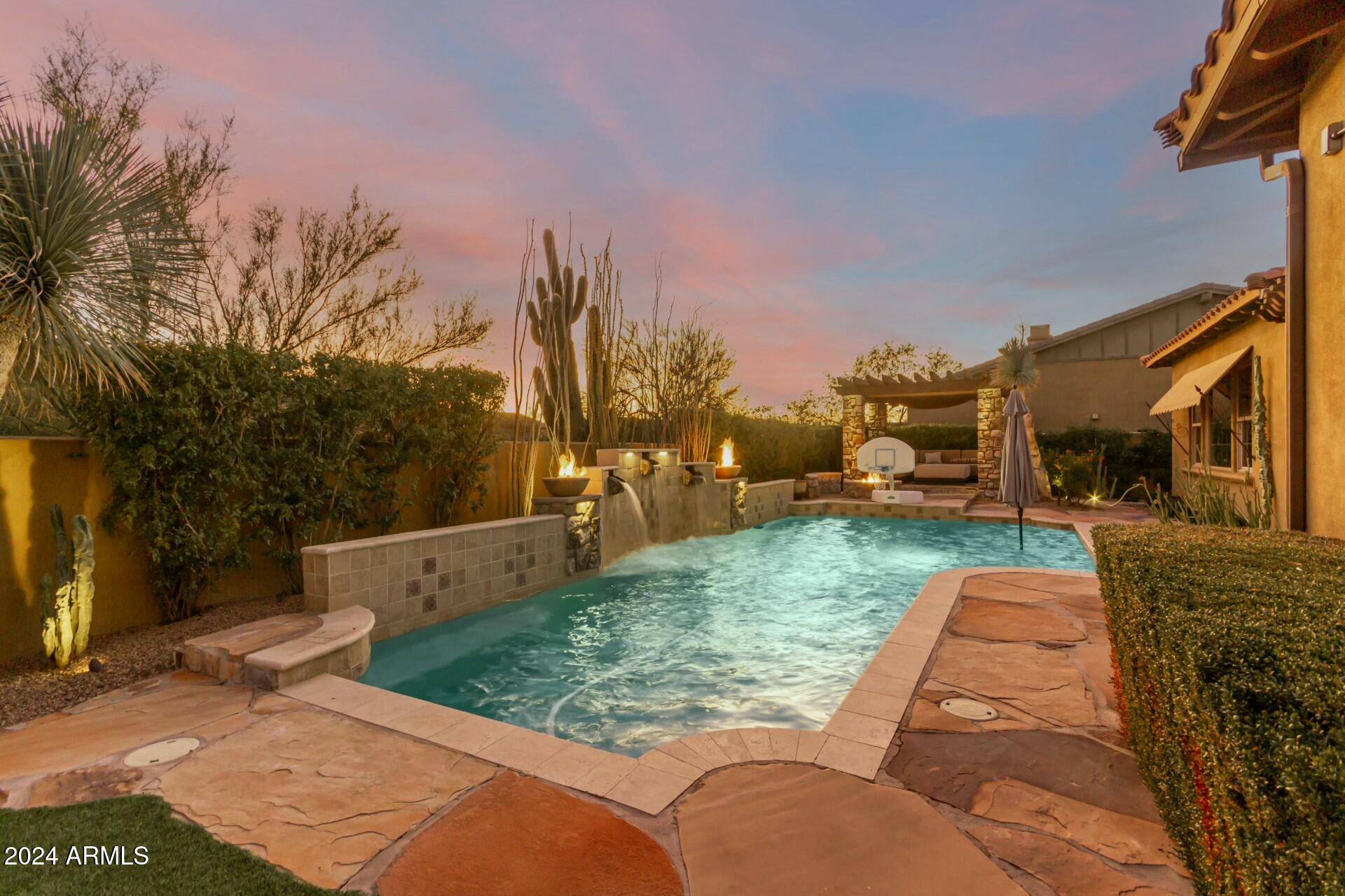 9413 E DESERT VILLAGE Drive