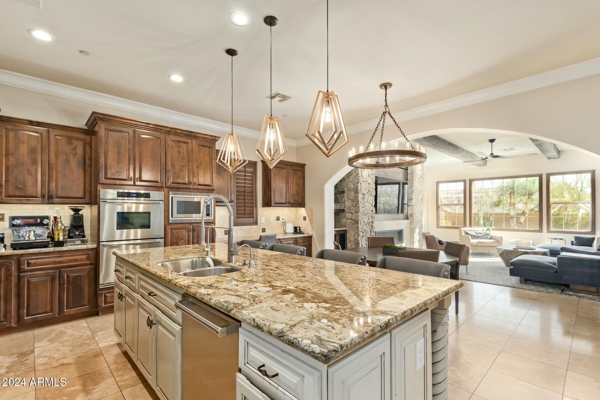 9413 E DESERT VILLAGE Drive