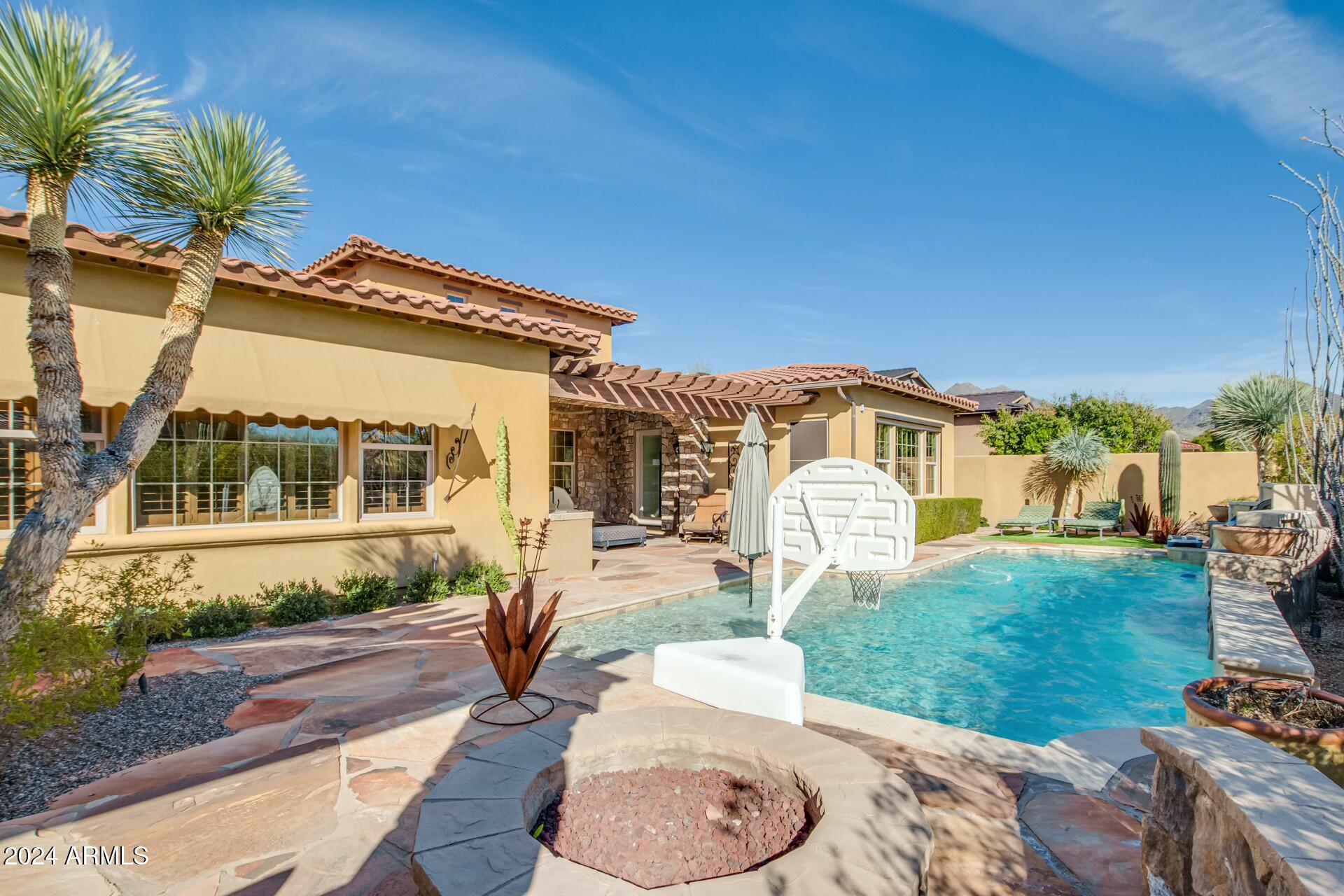 9413 E DESERT VILLAGE Drive