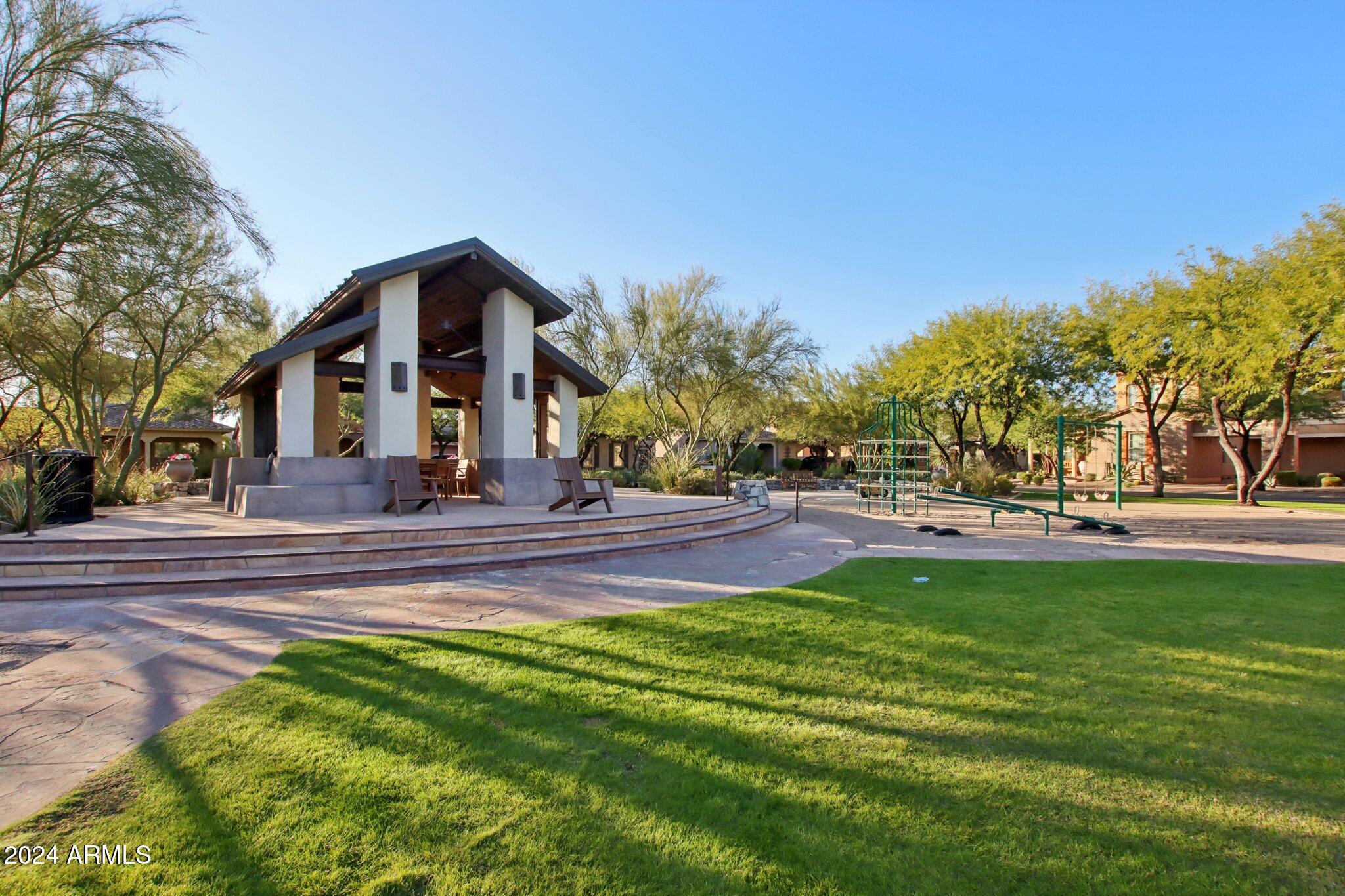 9344 E VIA DE VAQUERO Drive