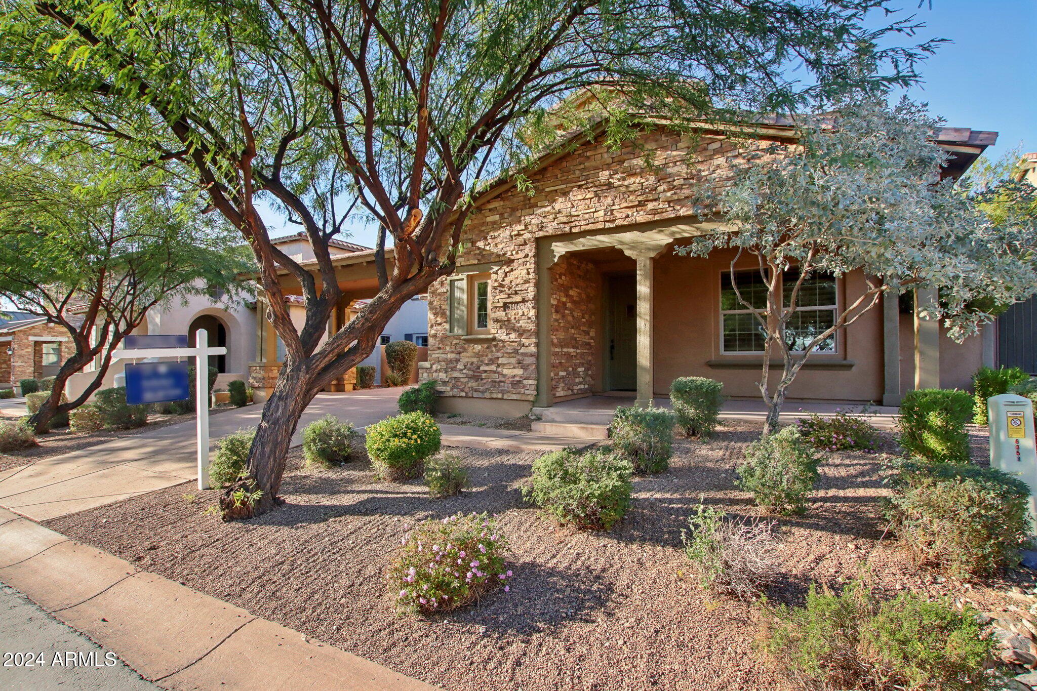9344 E VIA DE VAQUERO Drive