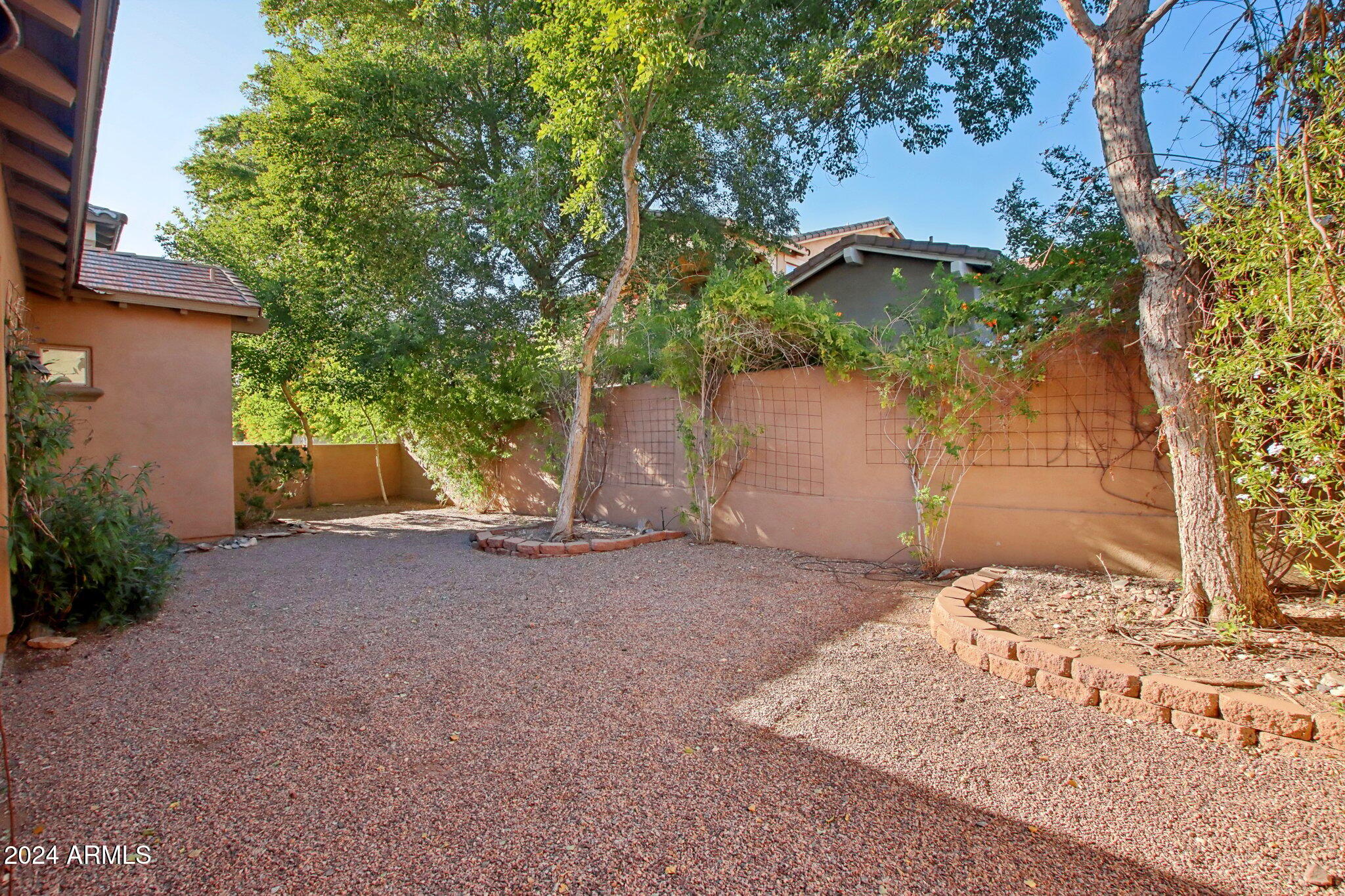9344 E VIA DE VAQUERO Drive