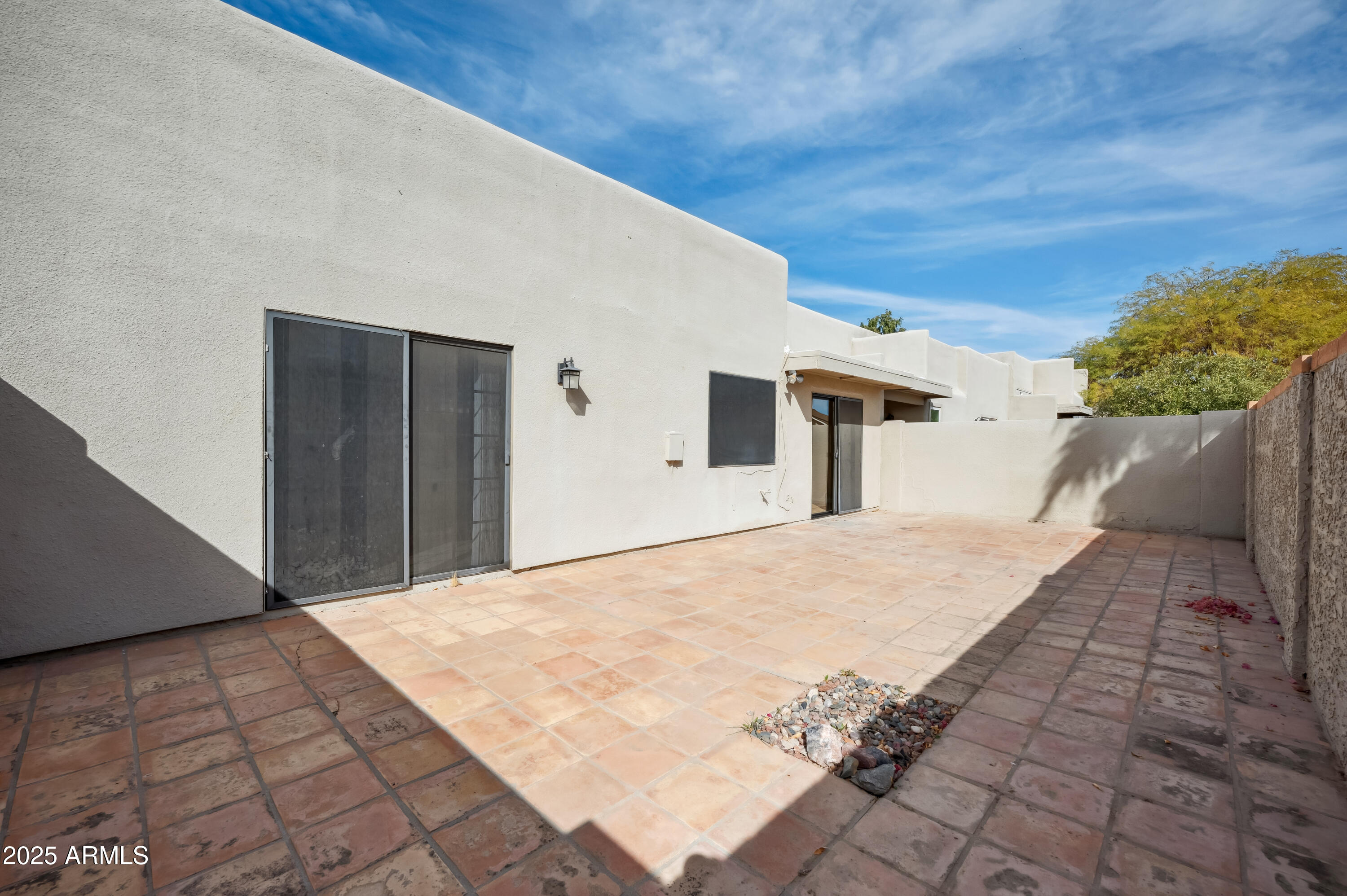 8881 E MEADOW HILL Drive