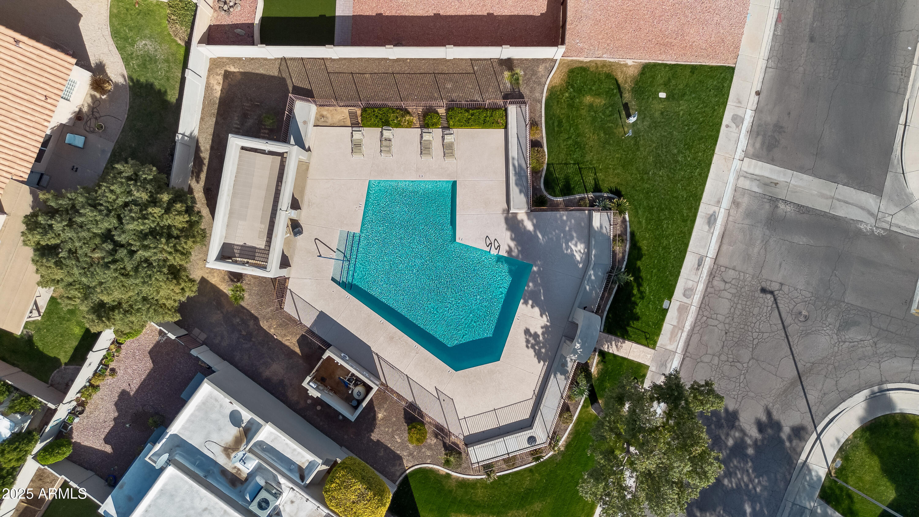 8881 E MEADOW HILL Drive