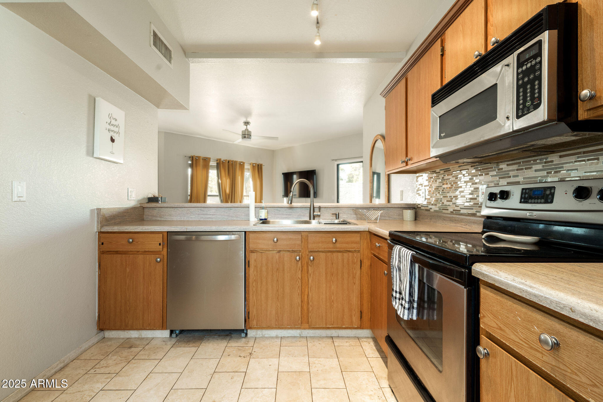 280 S ELIZABETH Way, 26
