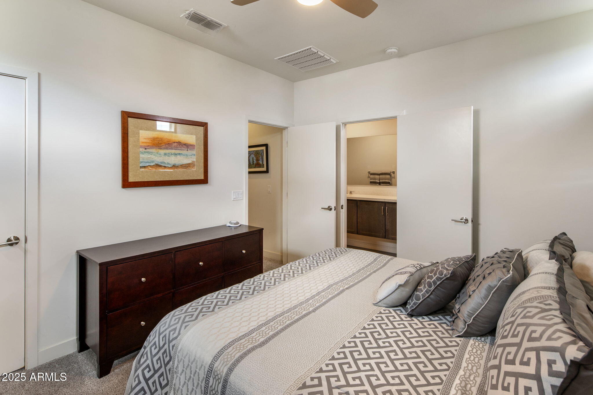 325 E CORONADO Road, 19