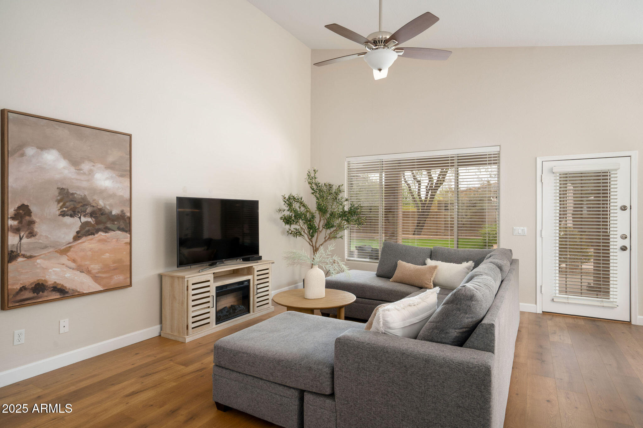 6336 W PASO Trail