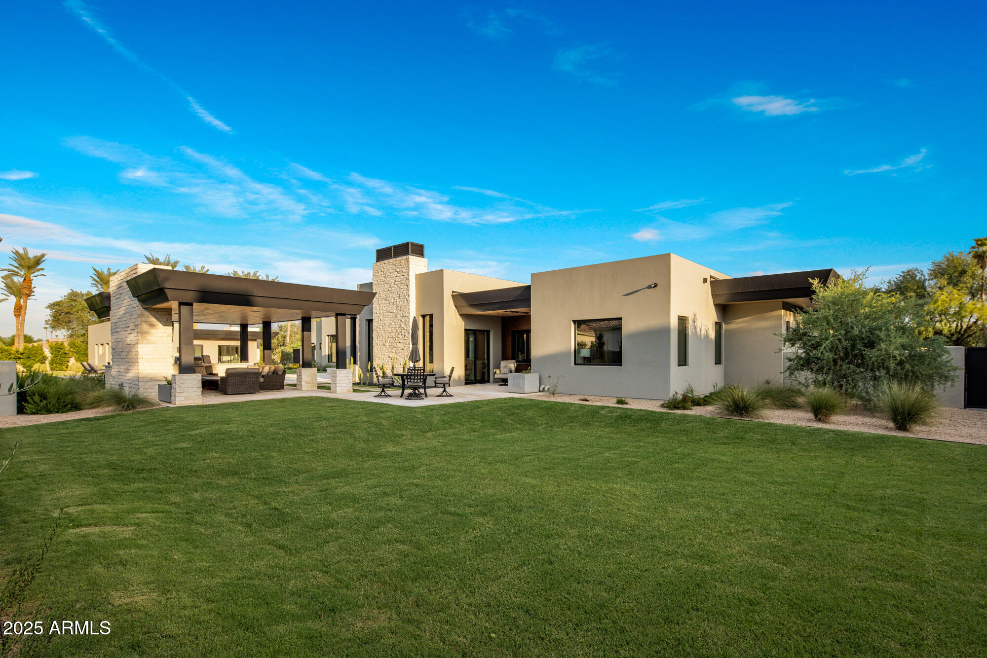 7044 E CHENEY Drive