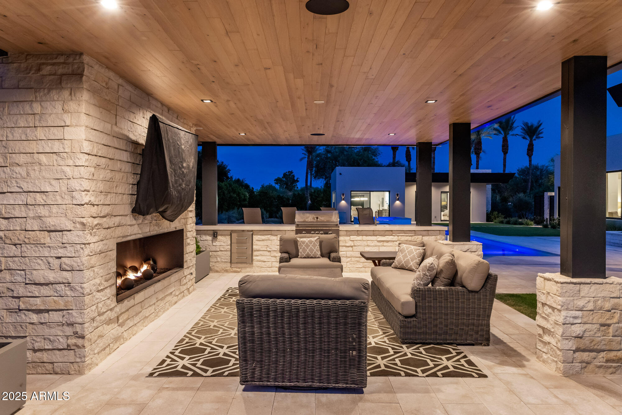 7044 E CHENEY Drive