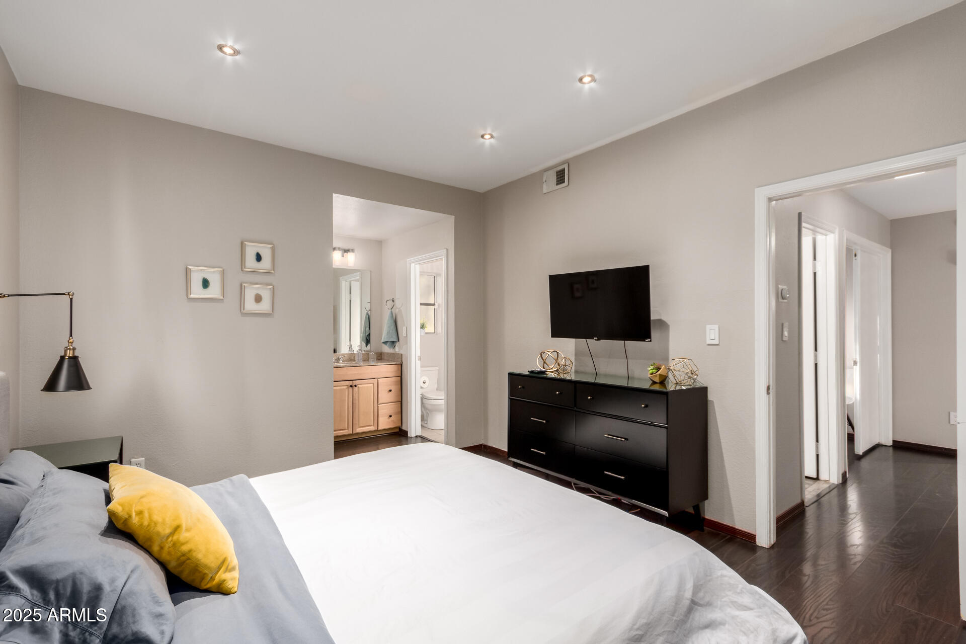 4201 N 20TH Street 115