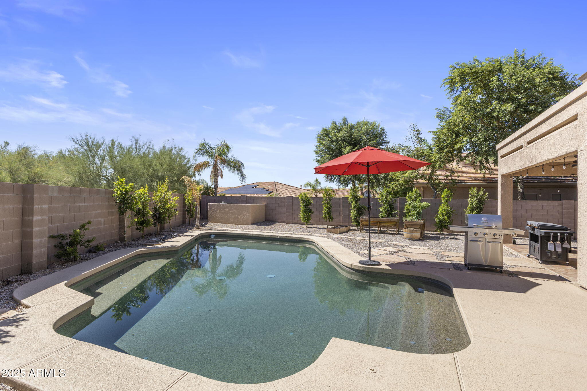 2405 W BARBIE Lane