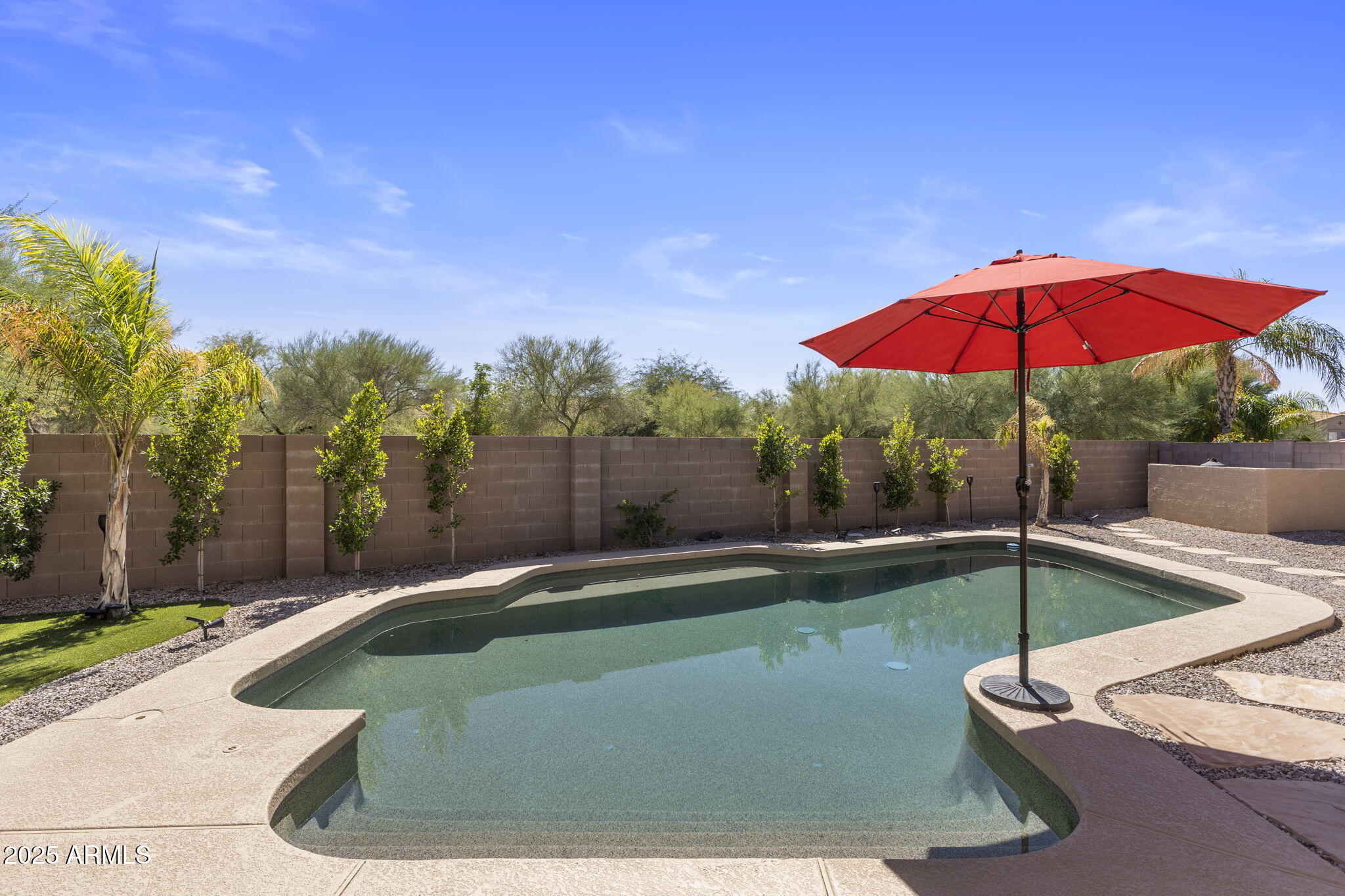 2405 W BARBIE Lane