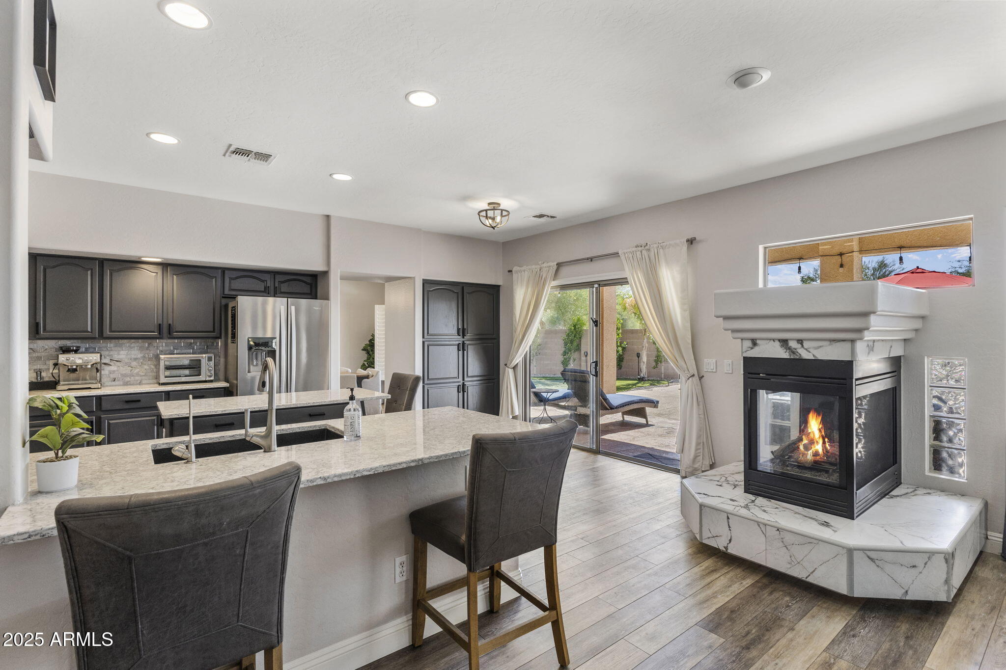 2405 W BARBIE Lane