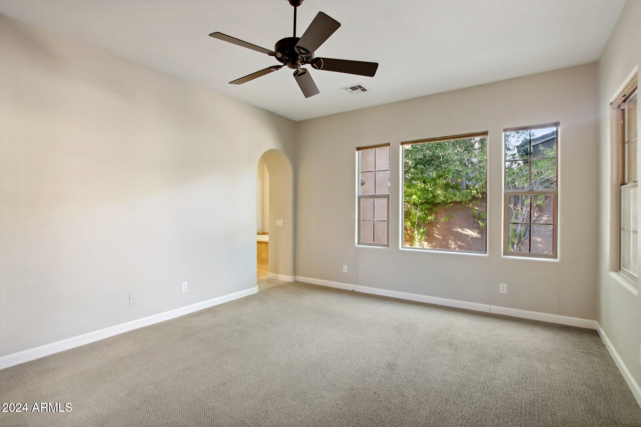 9344 E VIA DE VAQUERO Drive