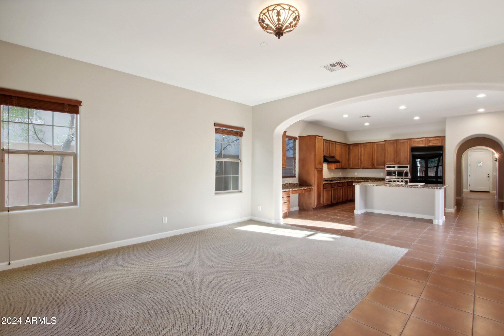 9344 E VIA DE VAQUERO Drive