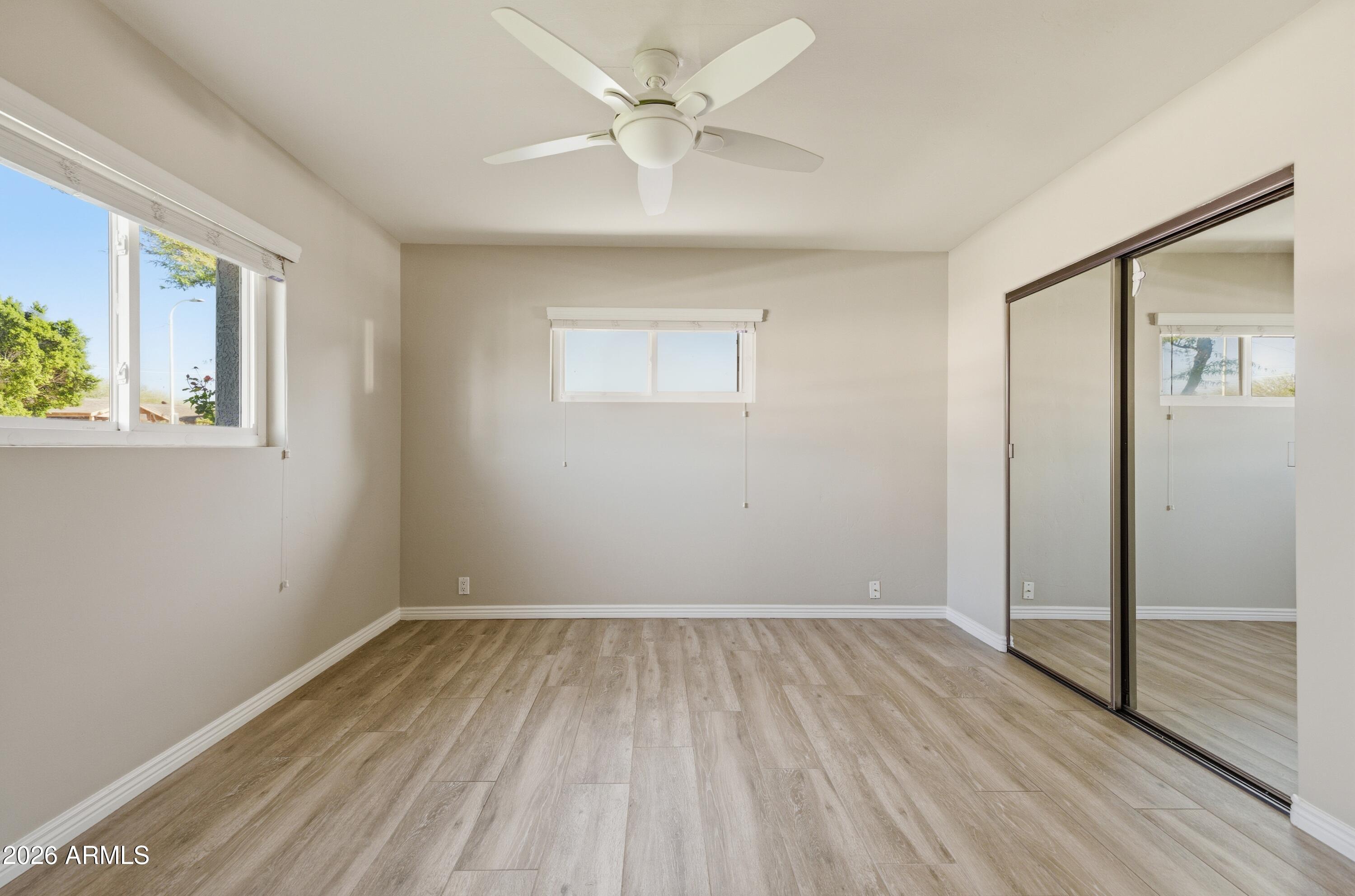 1919 E COOLIDGE Street E