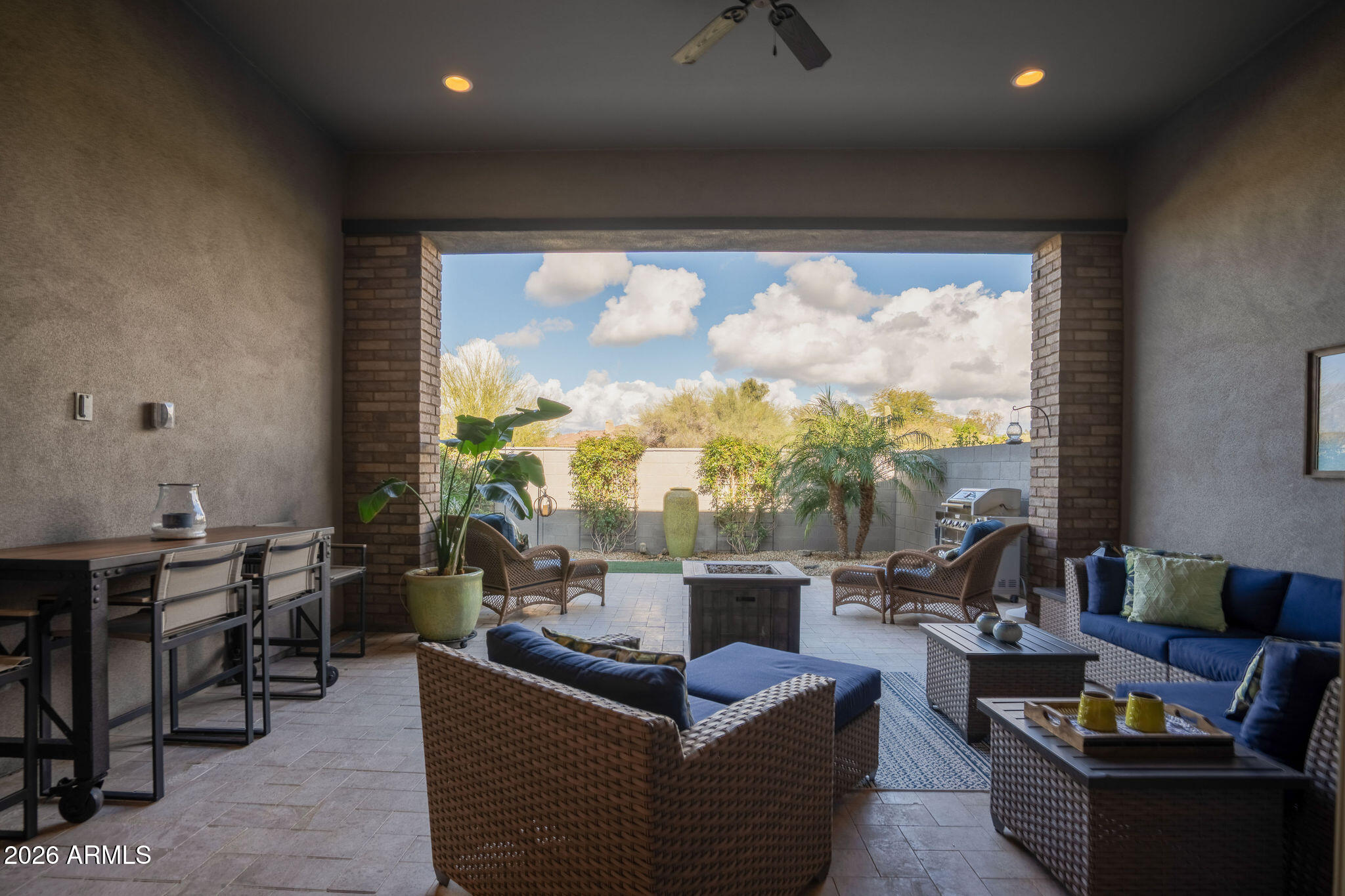 7222 E CAMINO RAYO DE LUZ