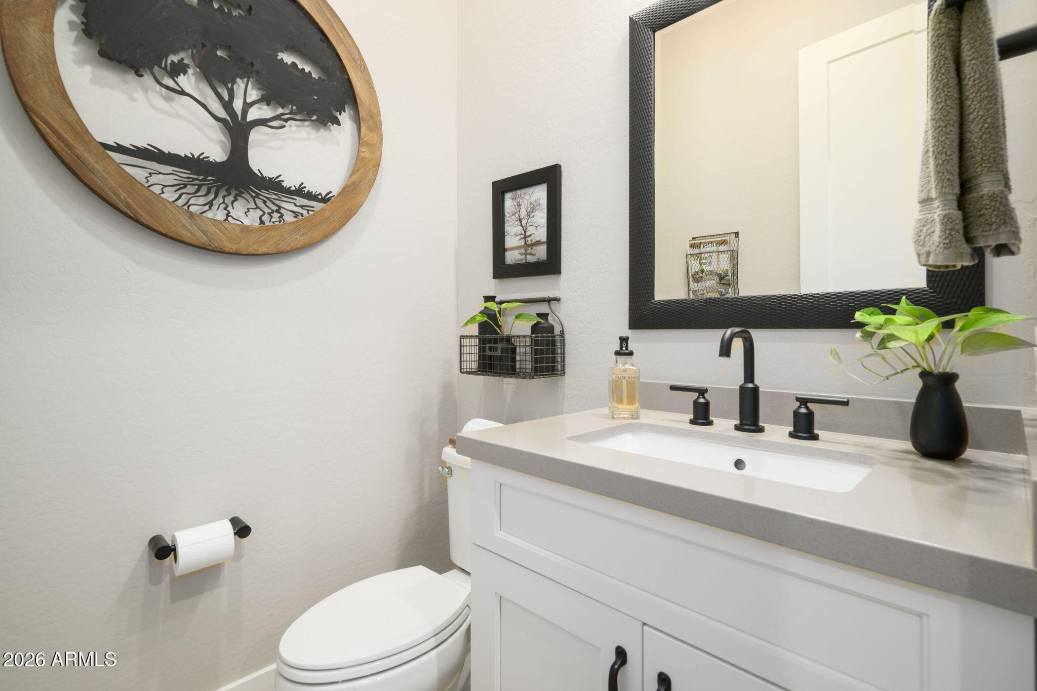 7222 E CAMINO RAYO DE LUZ