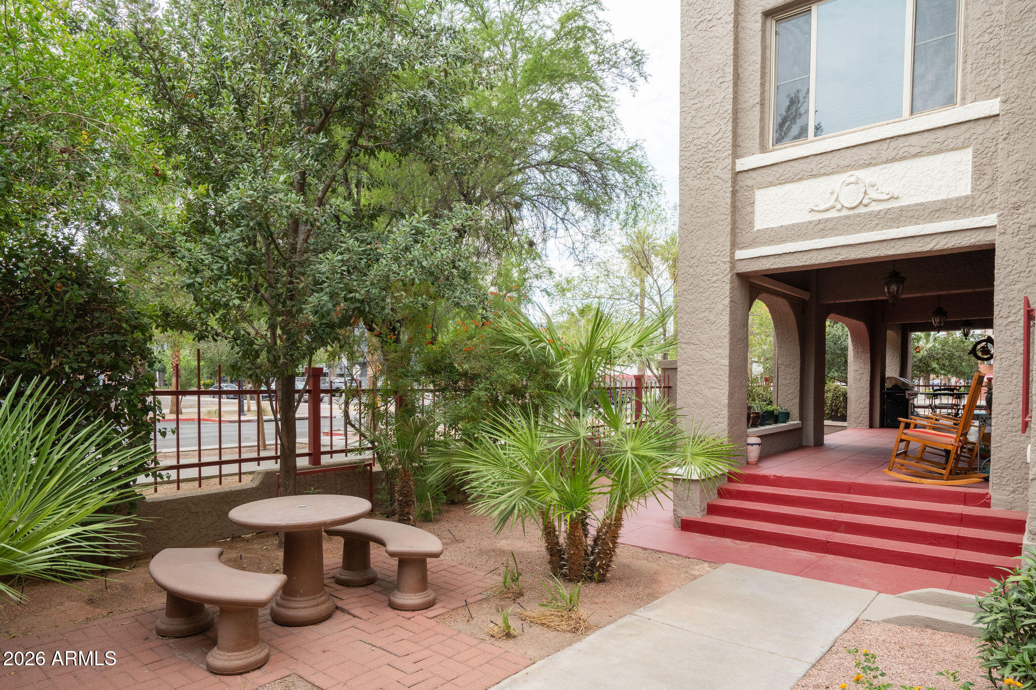 387 N 2ND Avenue 2E