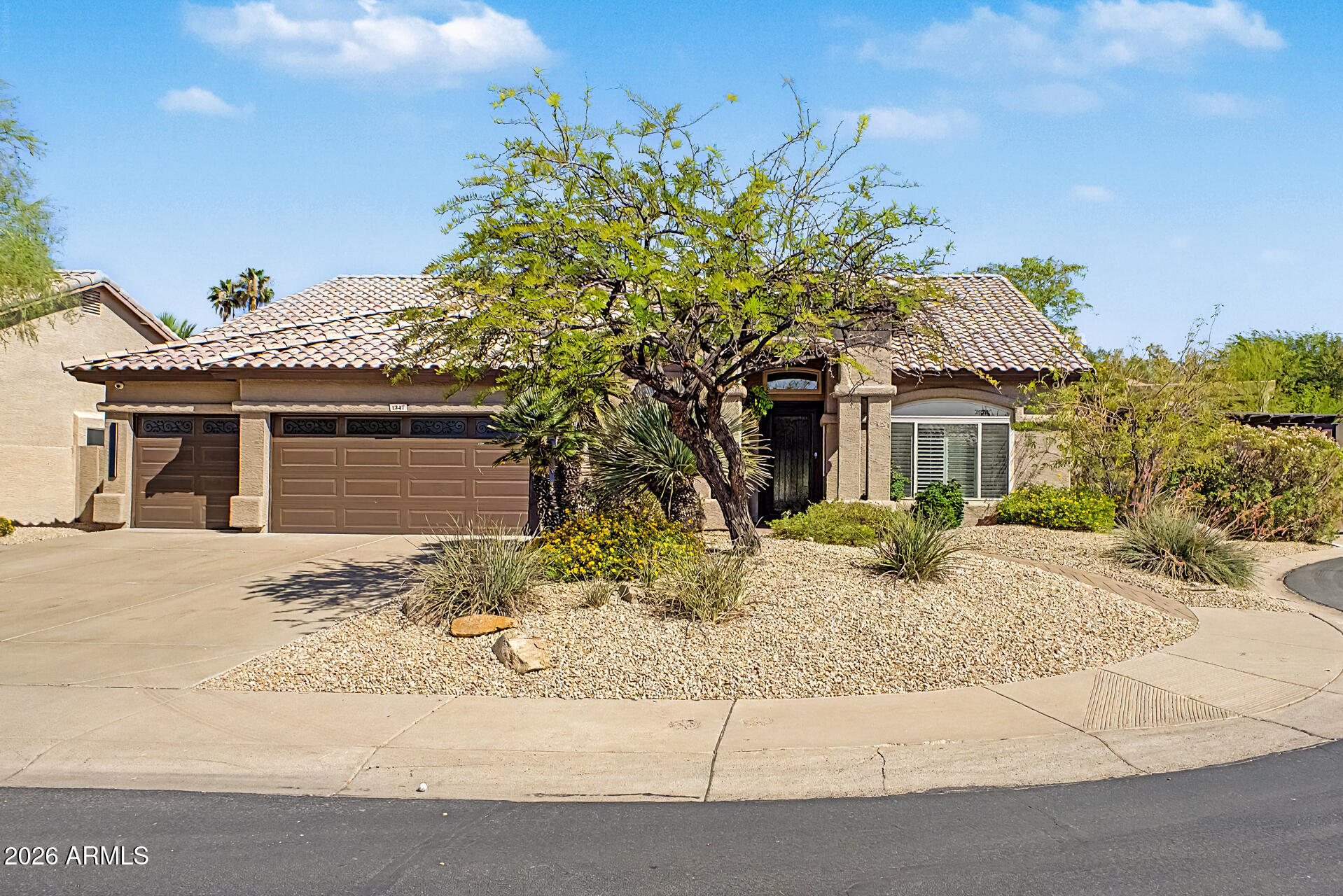 1247 E FRIESS Drive