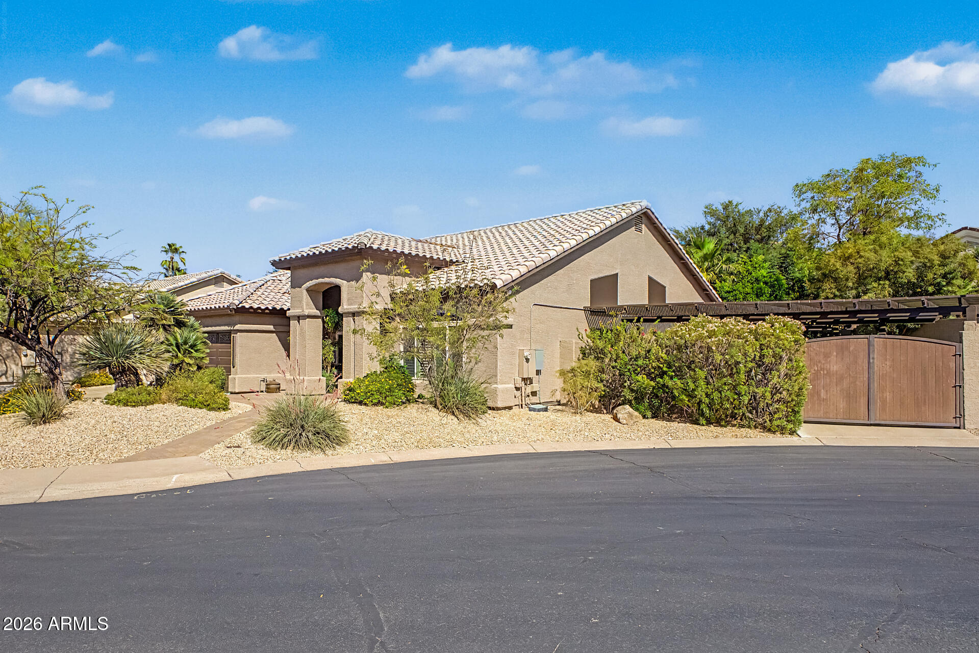 1247 E FRIESS Drive