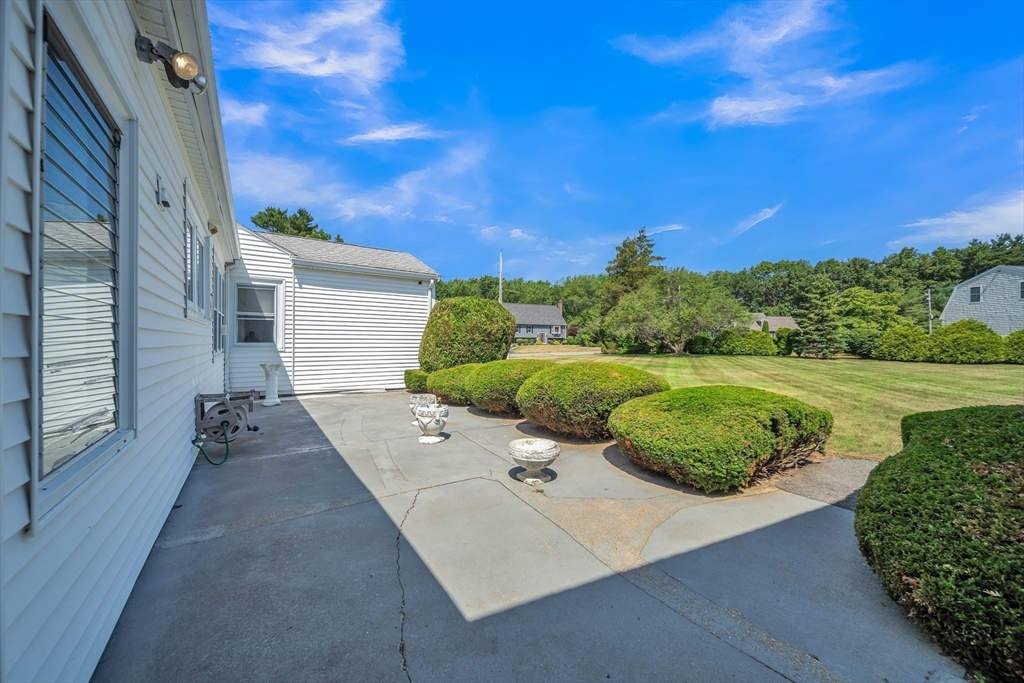 372 Britton St