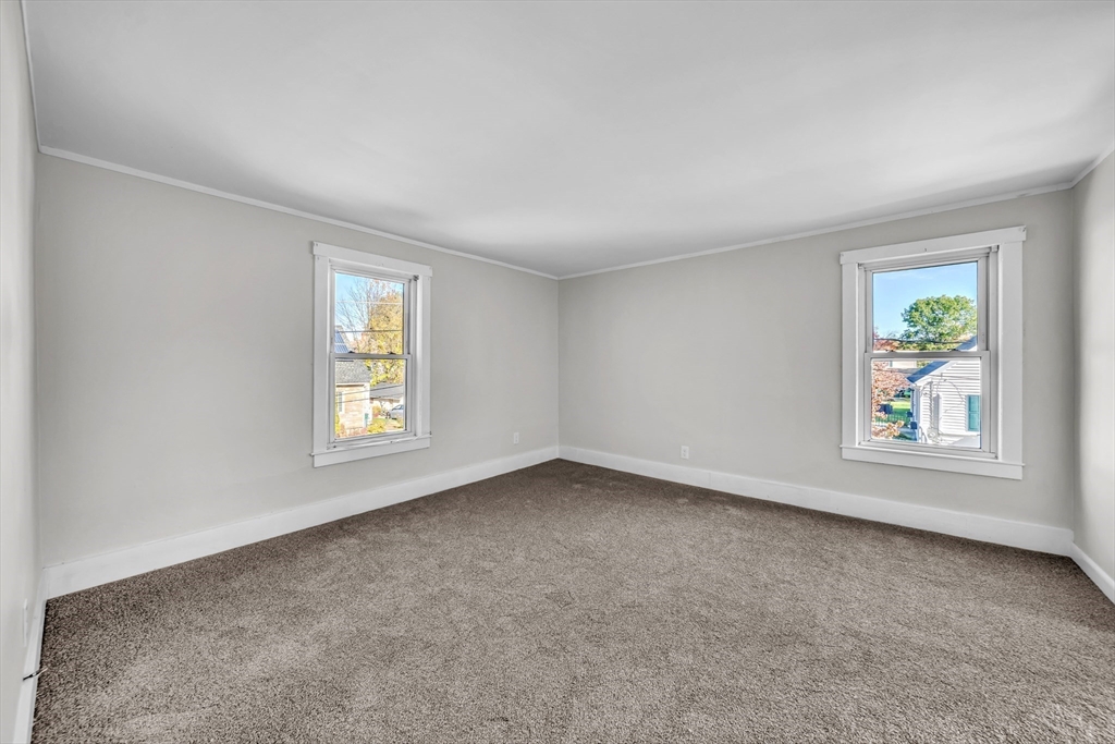 36 England Ave, Fitchburg