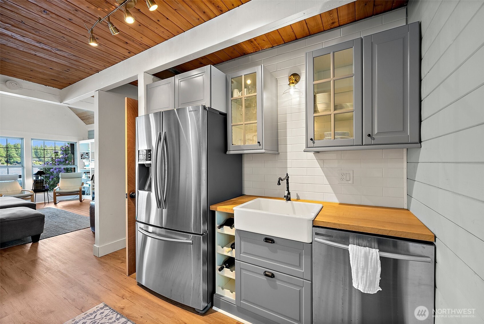 1234 Lake Sawyer Island