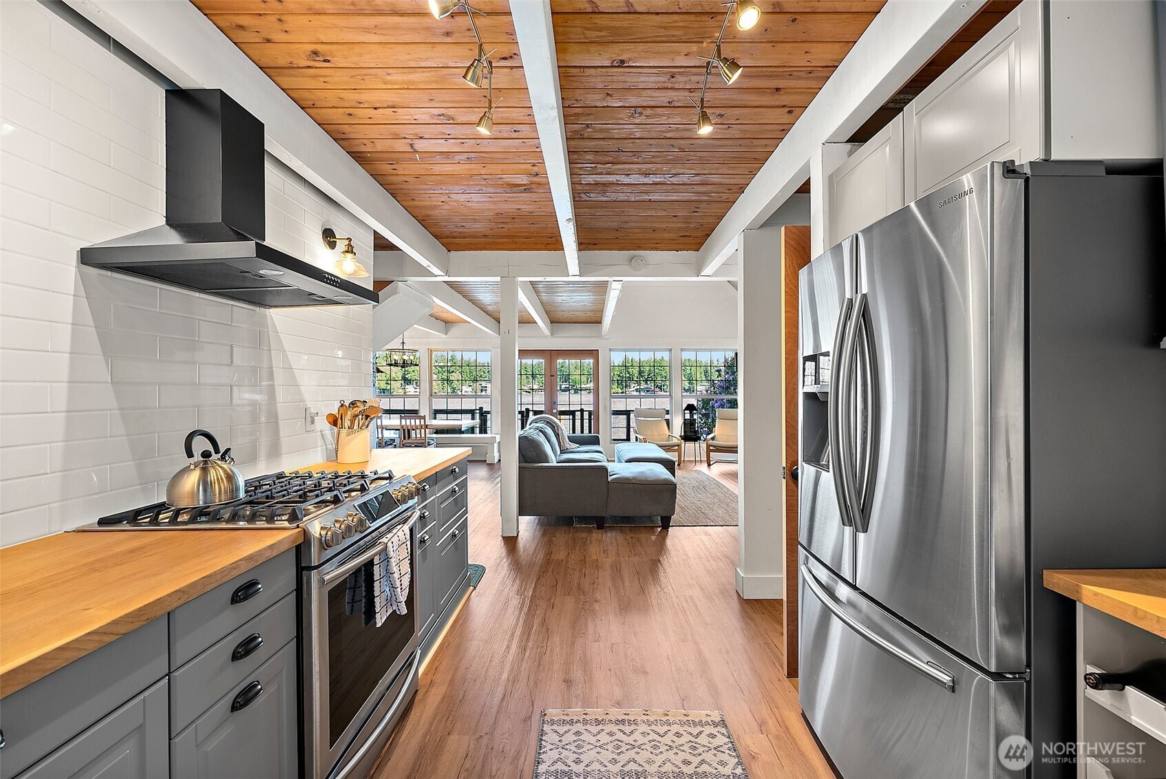 1234 Lake Sawyer Island