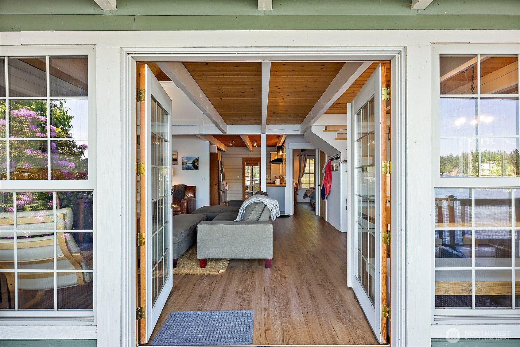 1234 Lake Sawyer Island