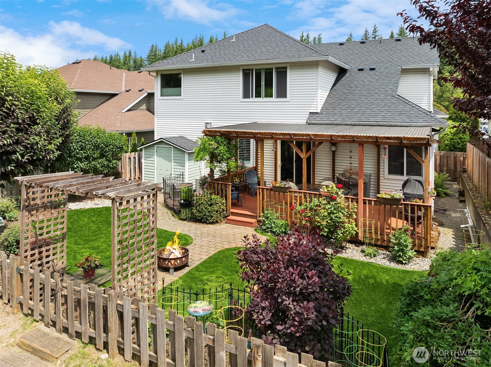27989 Maple Ridge Way SE
