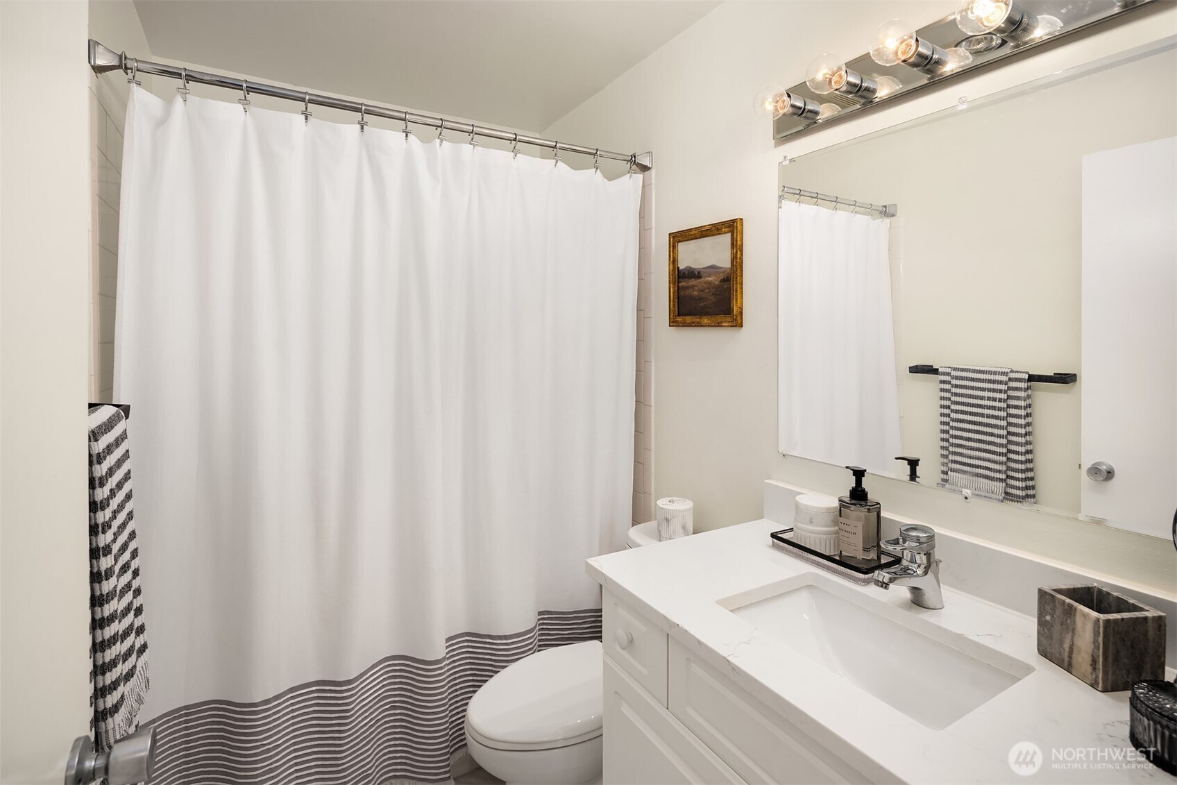 6225 Lake Washington Boulevard NE Unit: 208