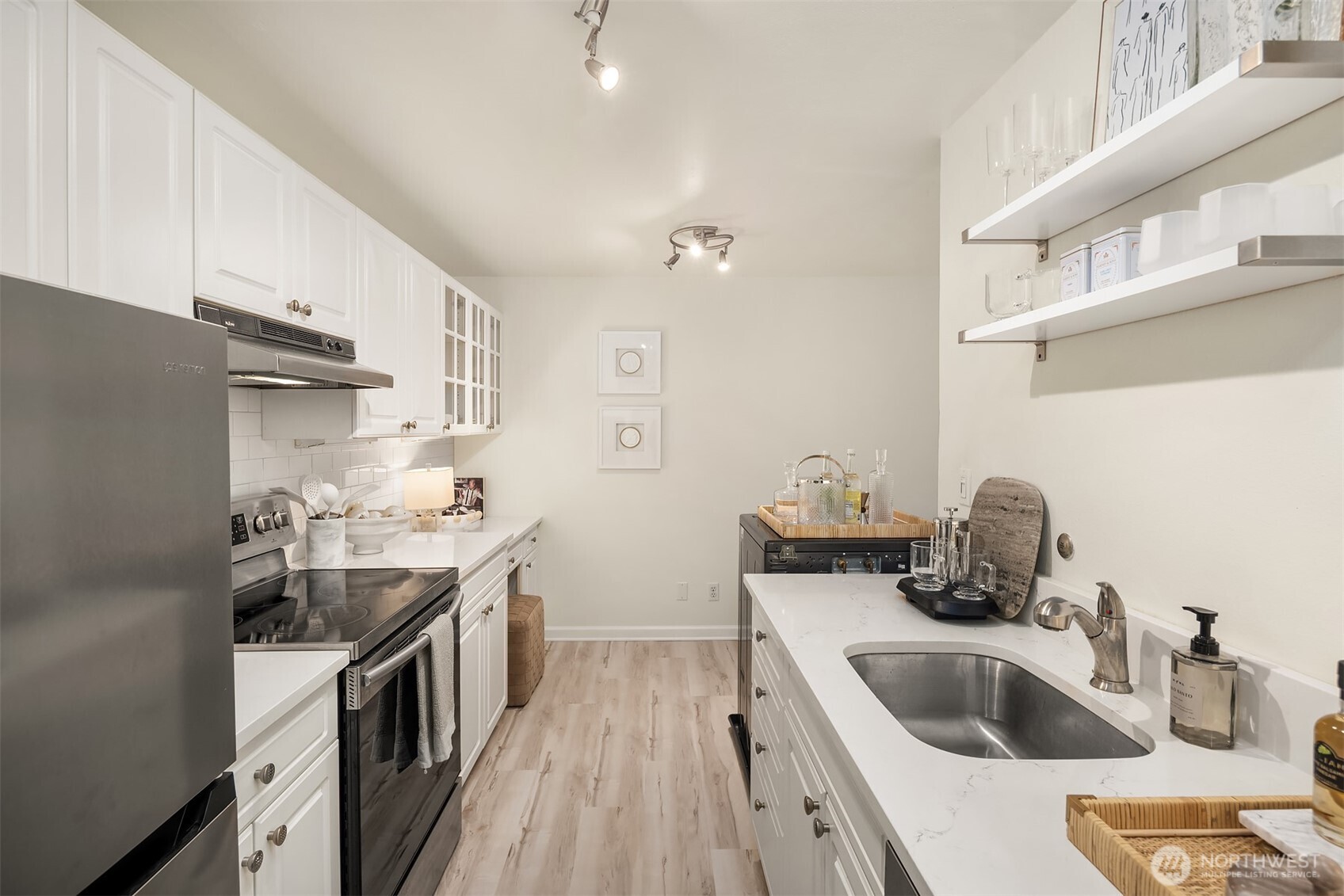 6225 Lake Washington Boulevard NE Unit: 208