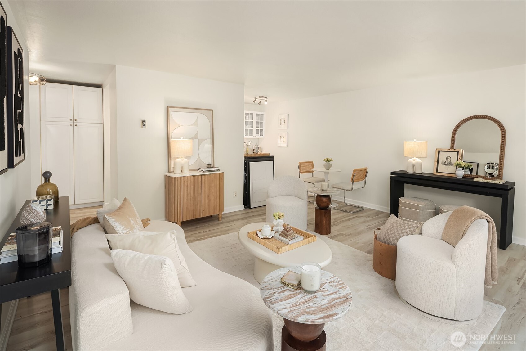 6225 Lake Washington Boulevard NE Unit: 208