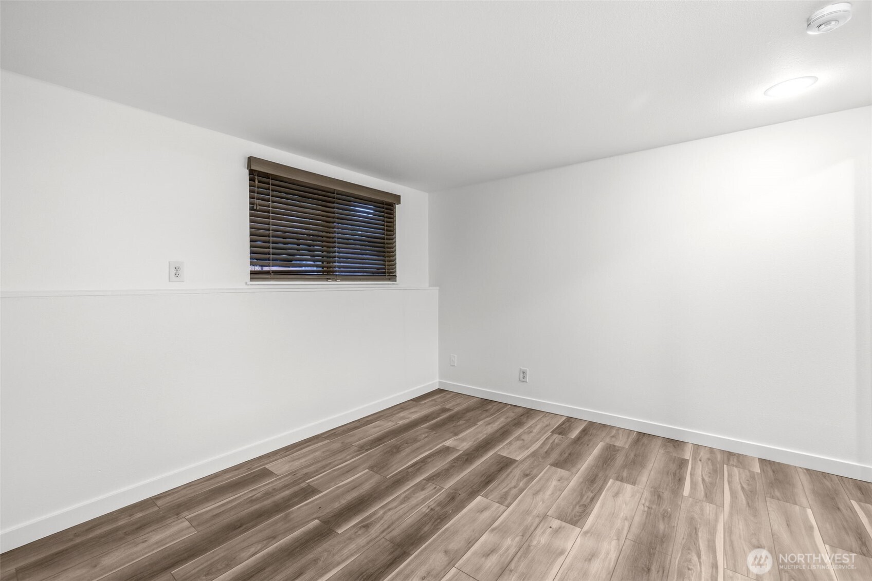 3834 175th Avenue NE Unit: H5
