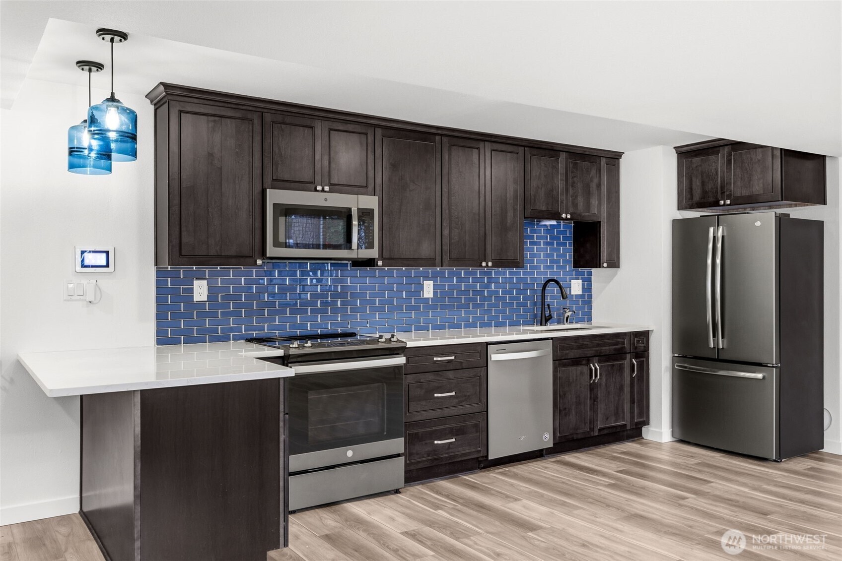 3834 175th Avenue NE Unit: H5