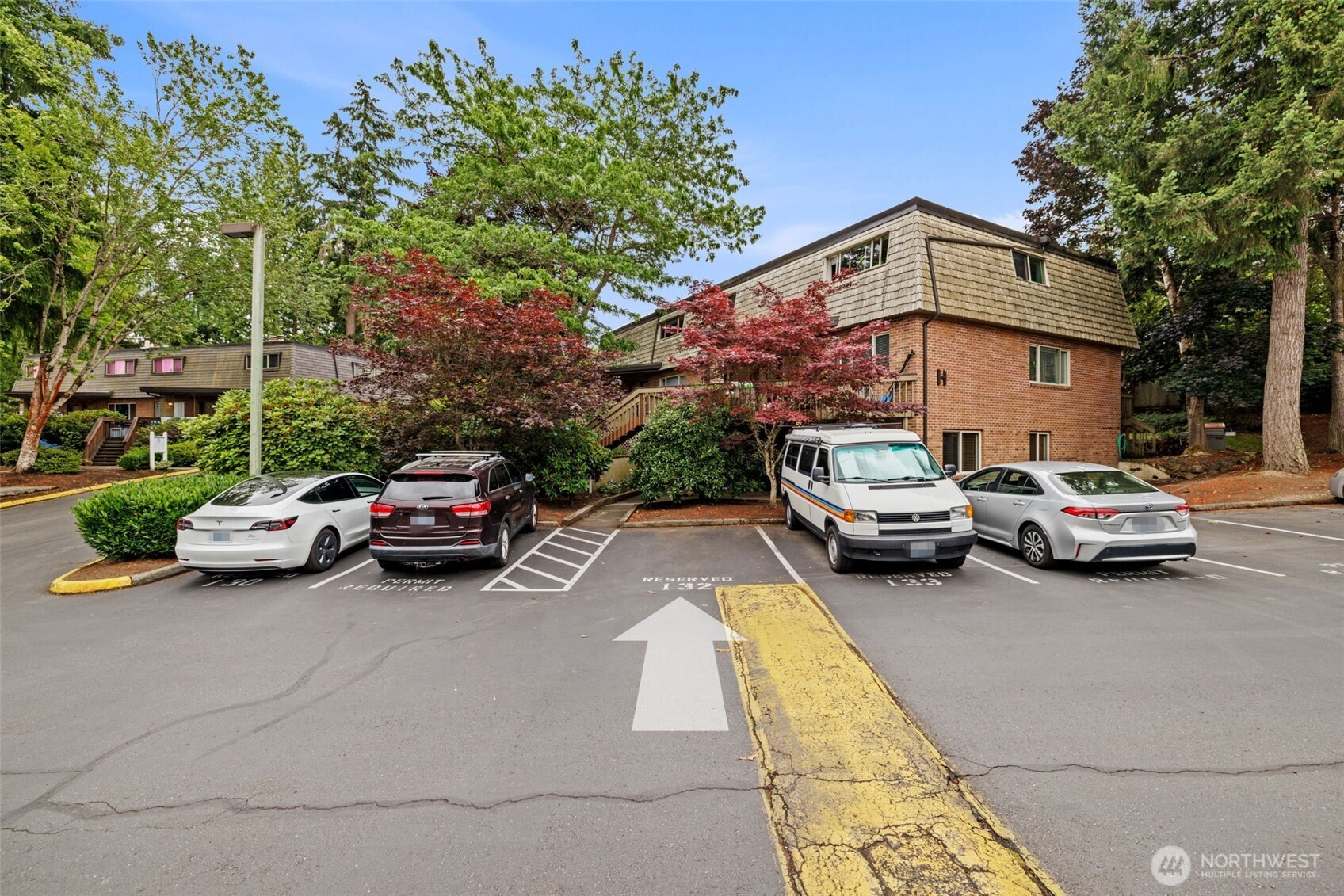 3834 175th Avenue NE Unit: H5