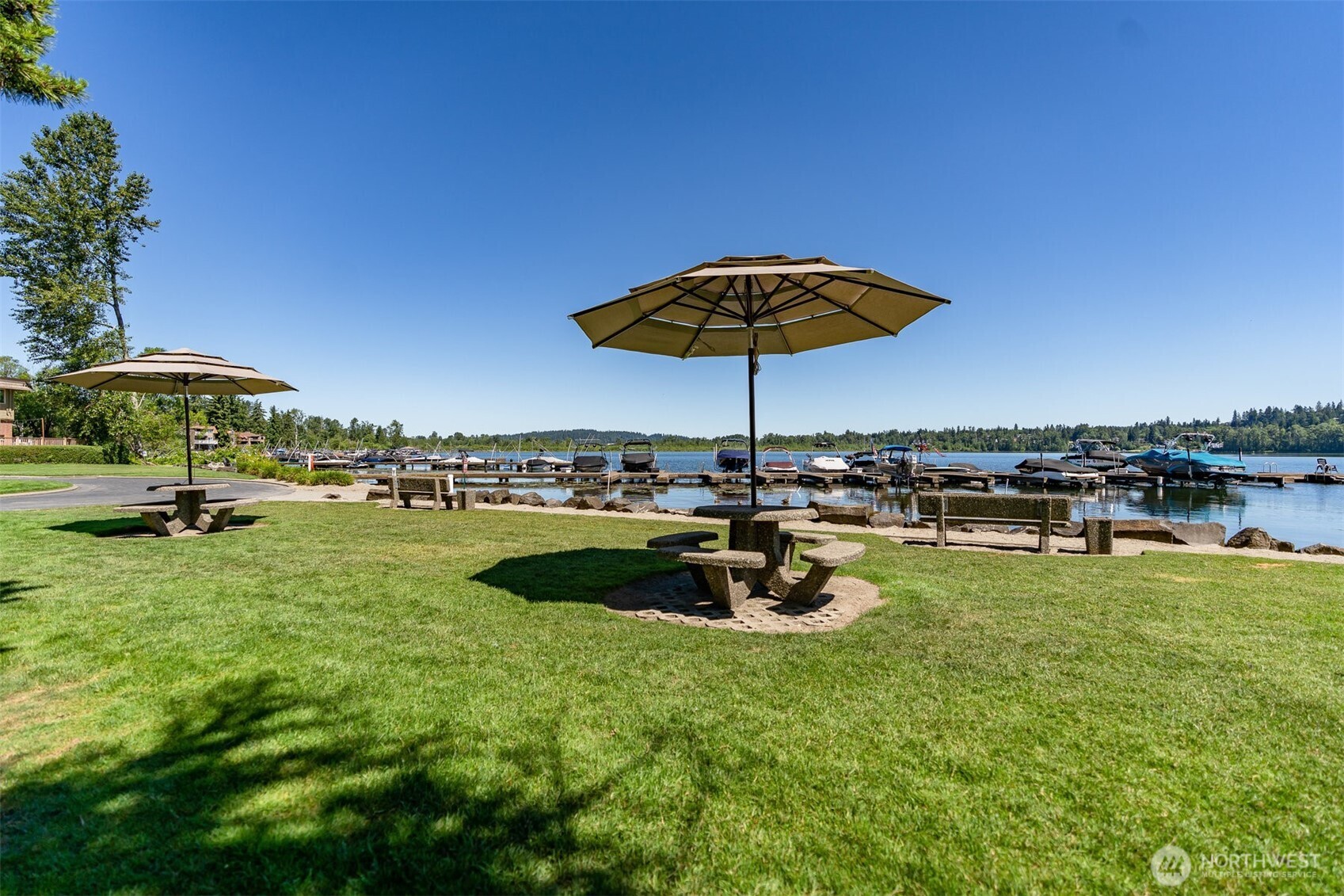 3834 175th Avenue NE Unit: H5