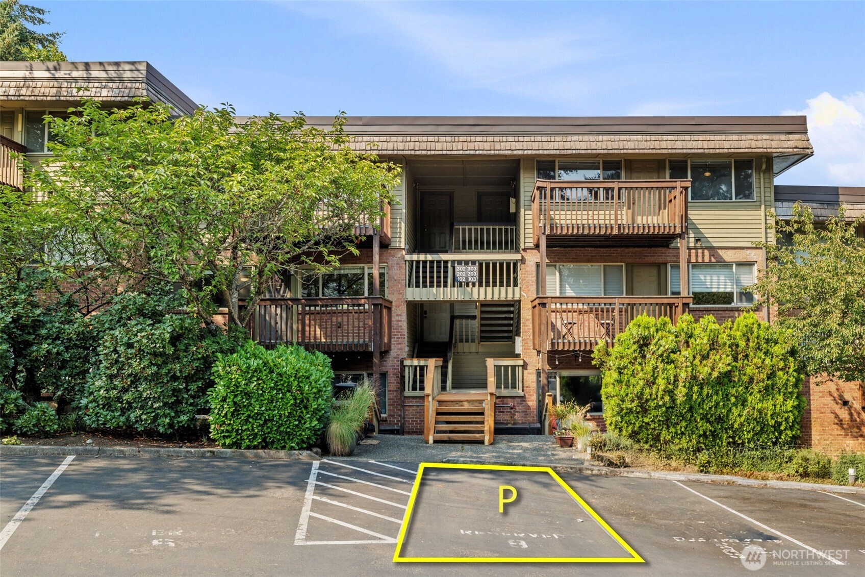 3834 175th Avenue NE Unit: A303