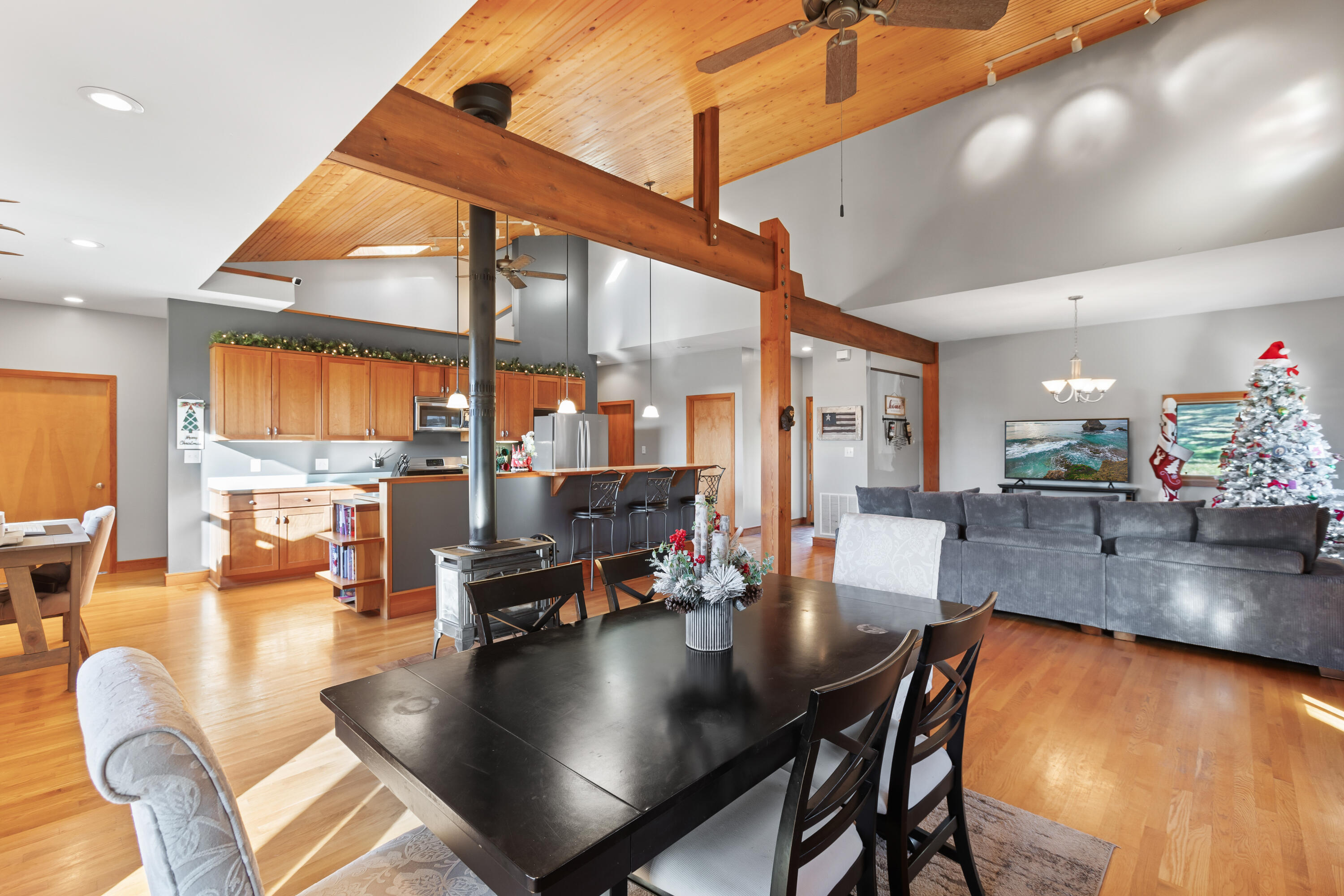 1245 Sharp Road
