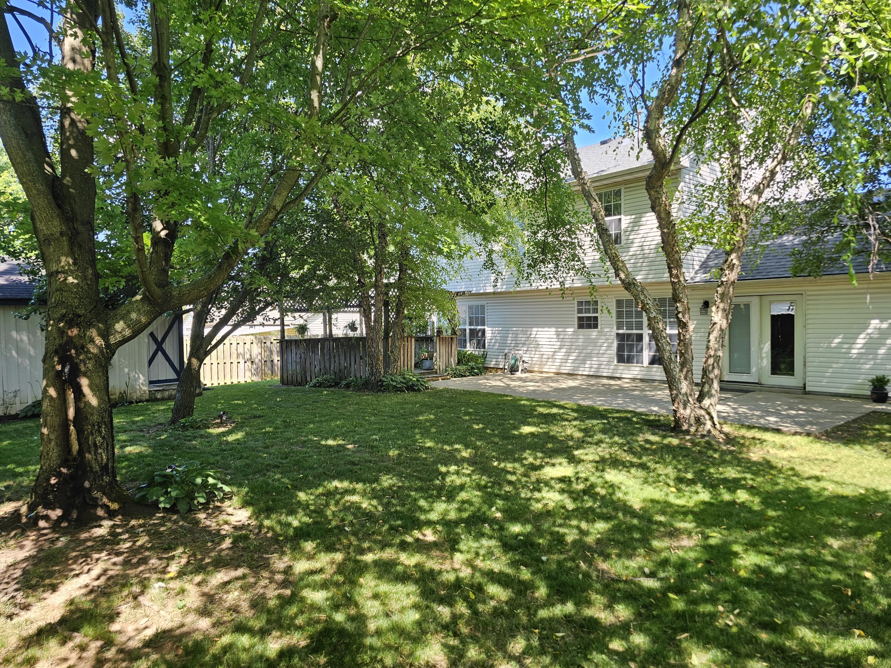 137 W Showalter Drive