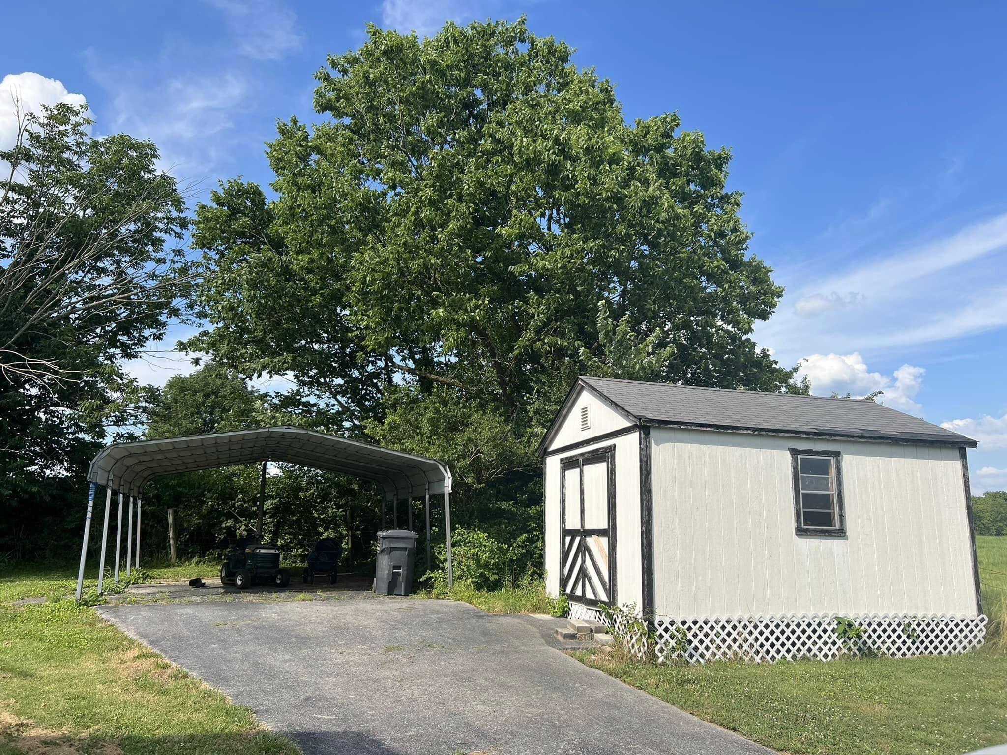 435 Burton Pike