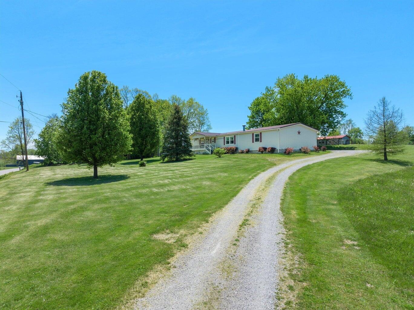 1078 Graves Road
