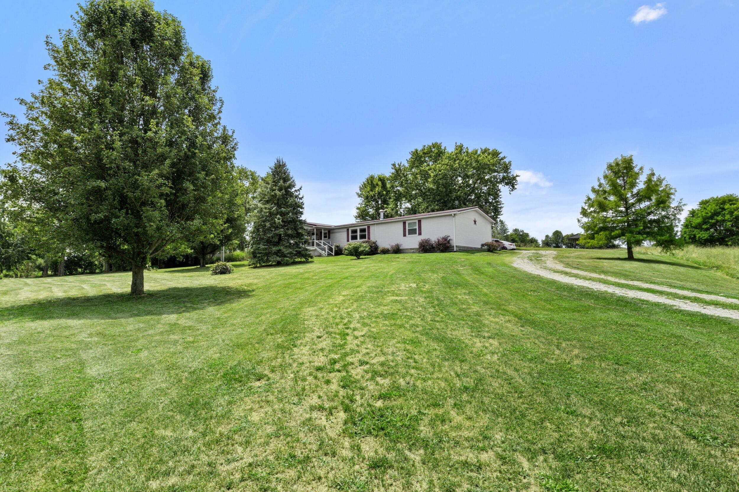 1078 Graves Road
