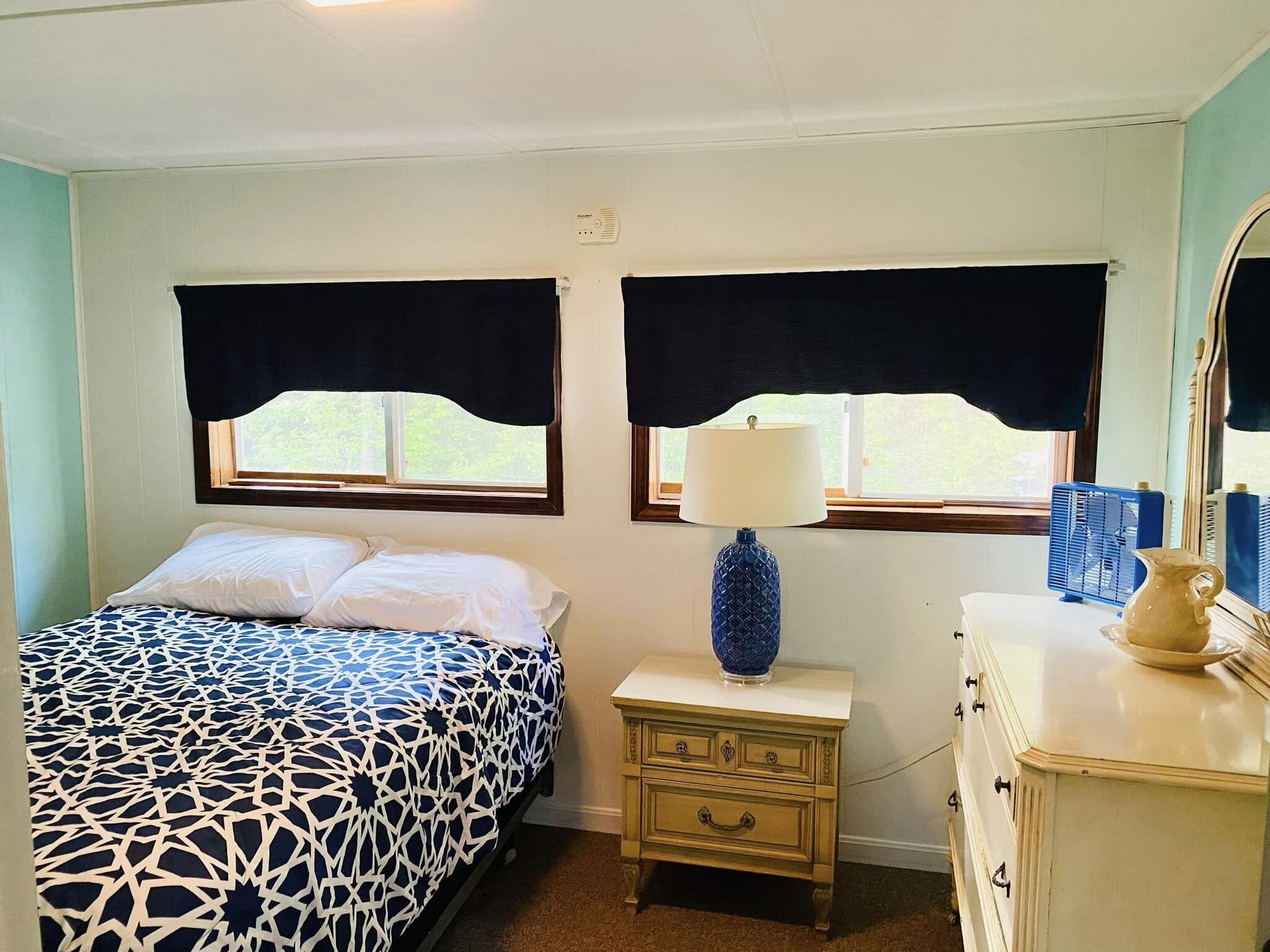 20 Davis Lake Road