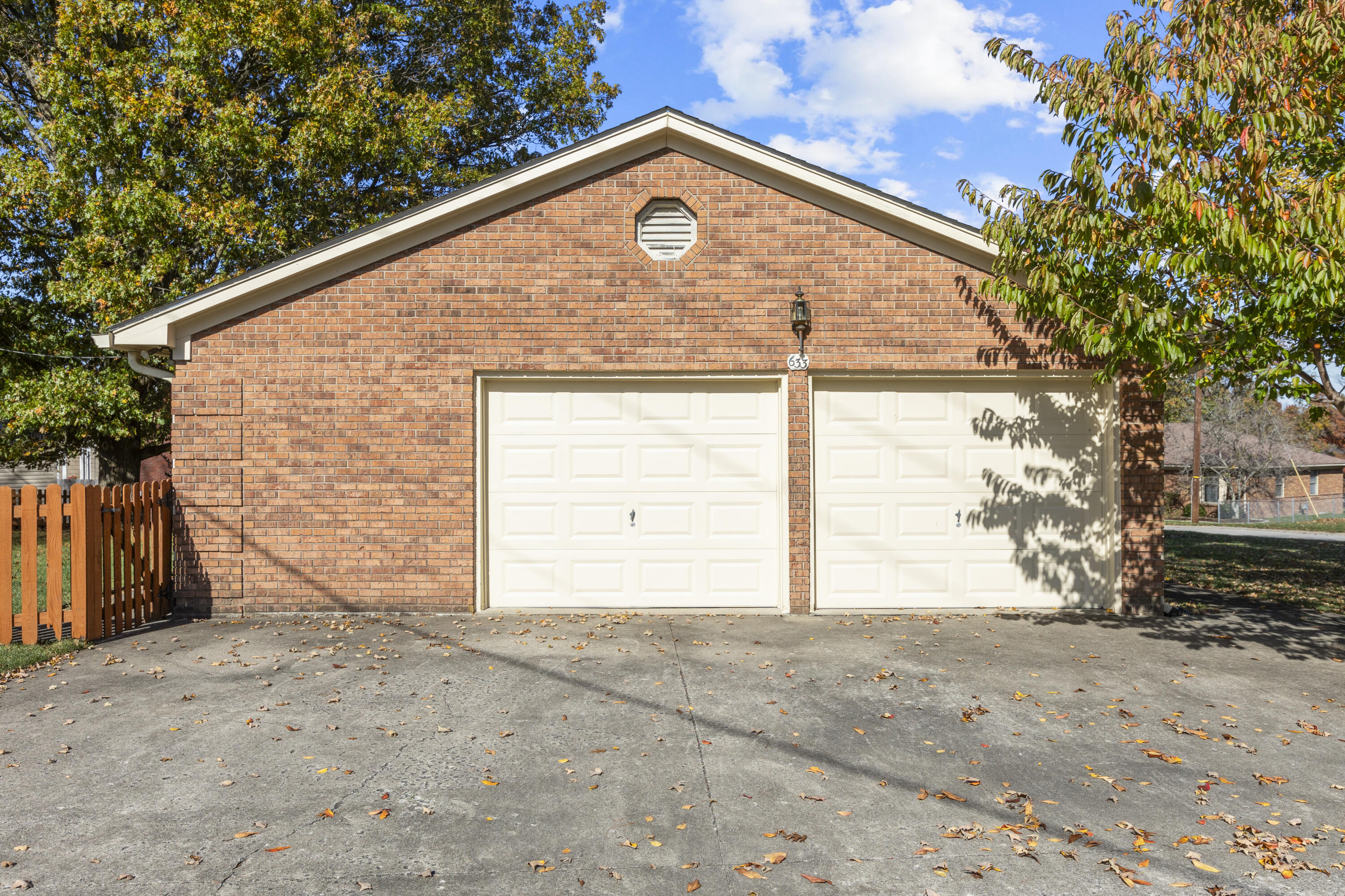 633 Seminole Trail