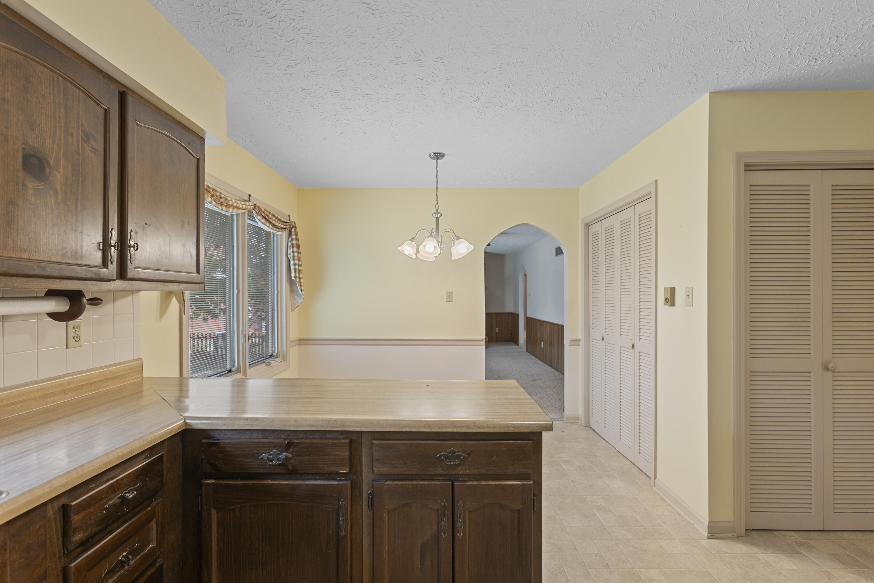 633 Seminole Trail